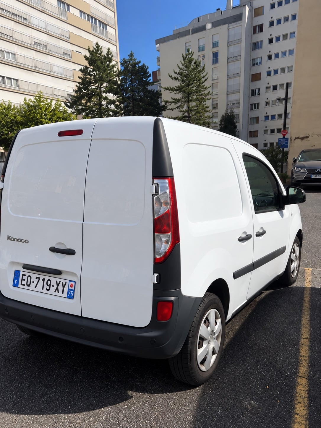Renault Kangoo parking nation avec Climatisation