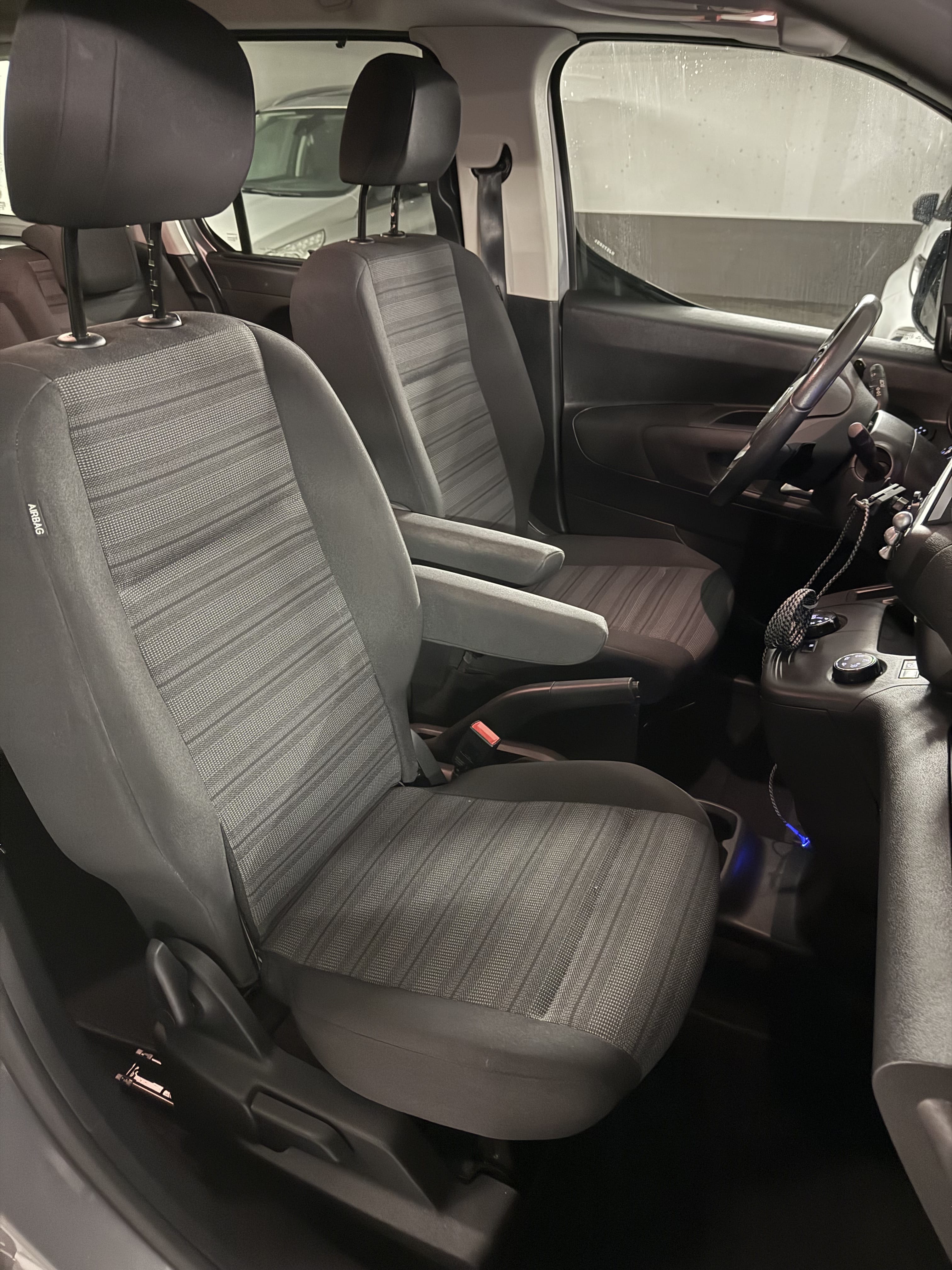 Opel Combo Life avec Régulateur de vitesse