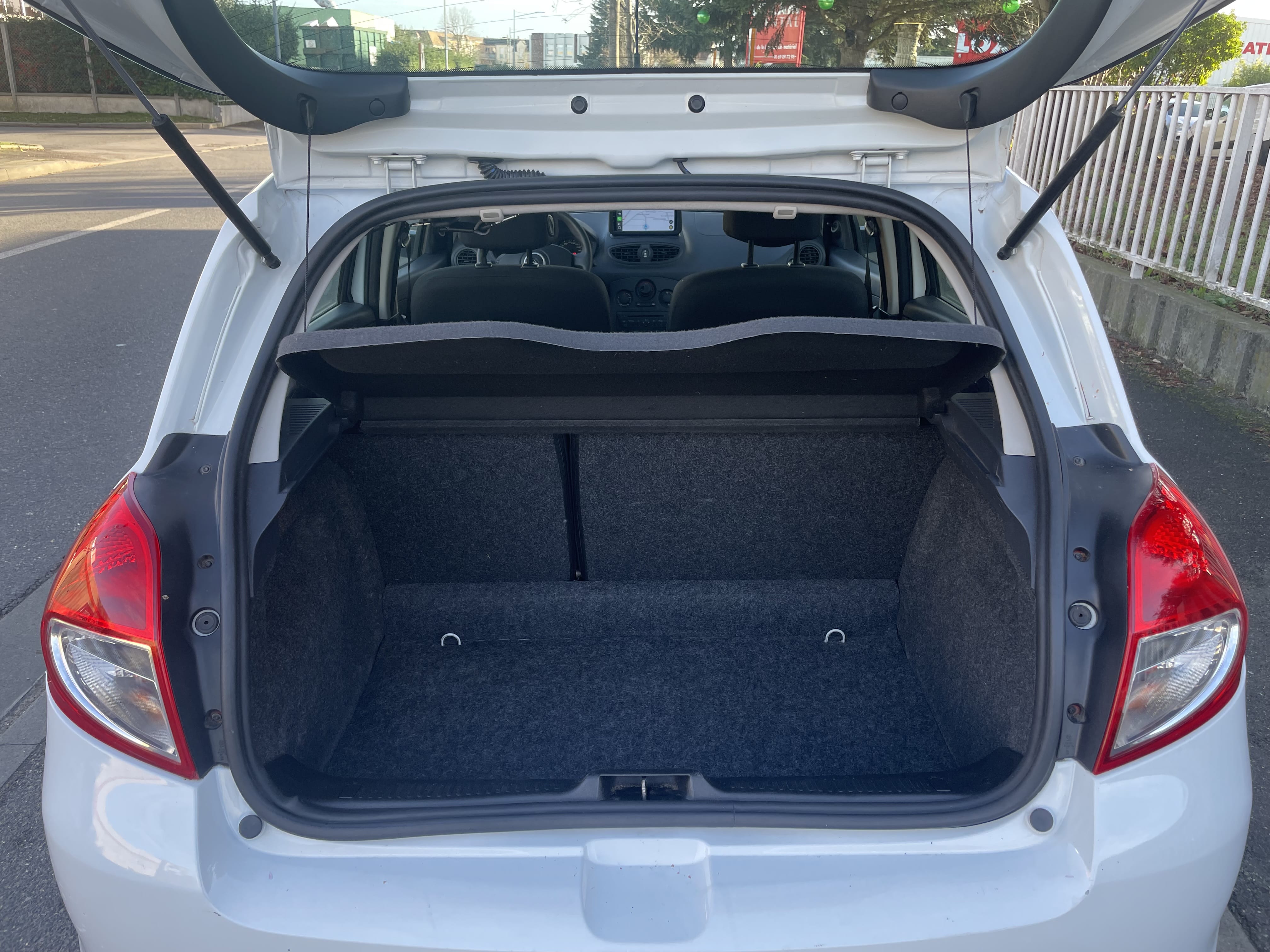 Renault Clio avec Apple CarPlay