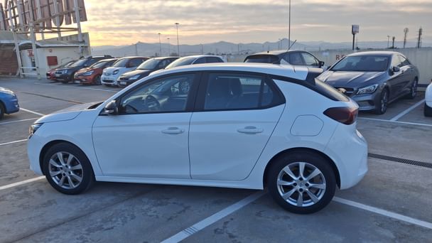 Opel Corsa 1.2 75 CV Edition 5 puertas - 0016MFZ con Entrada de Audio/iPod