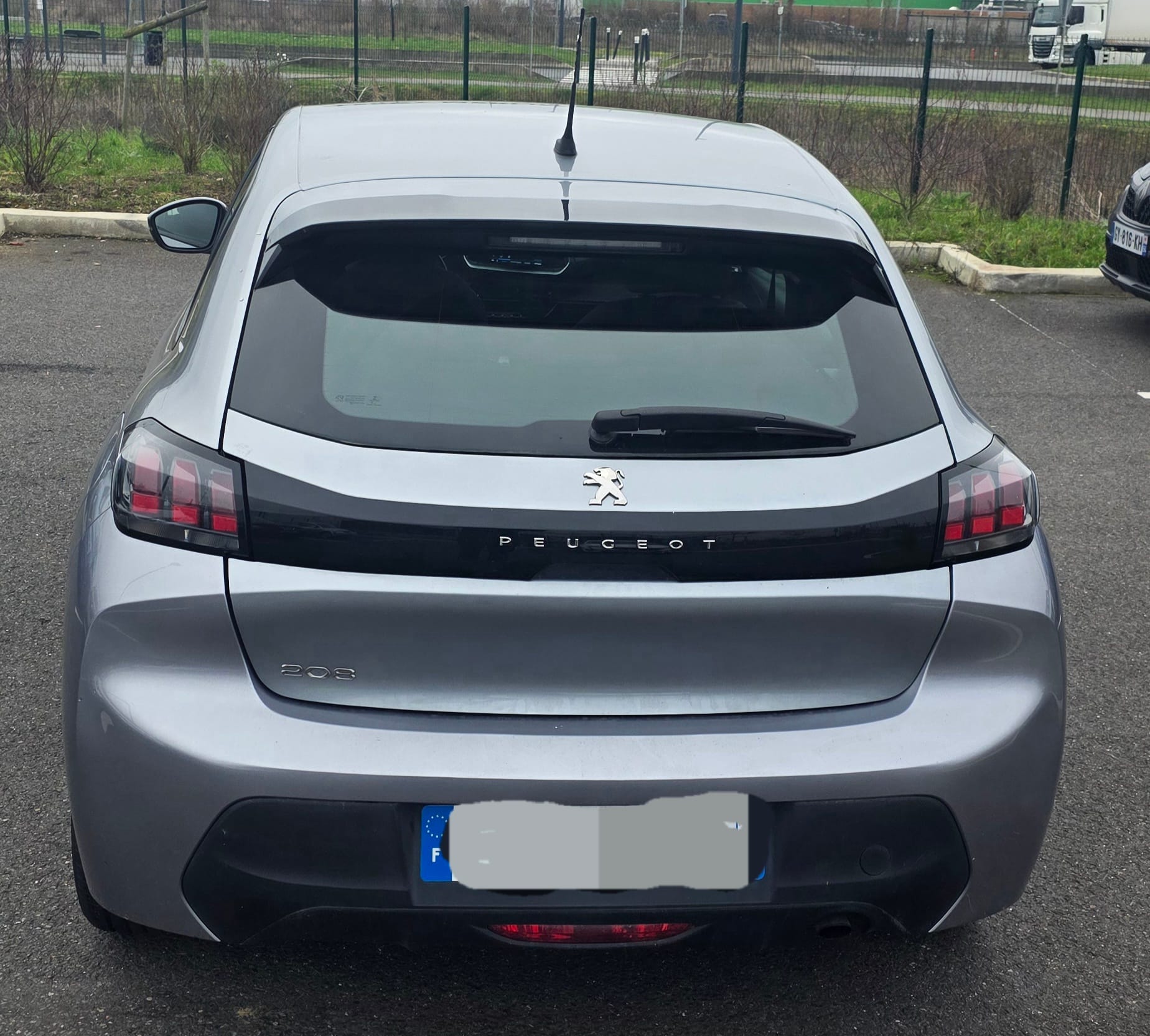 Peugeot 208 avec GPS