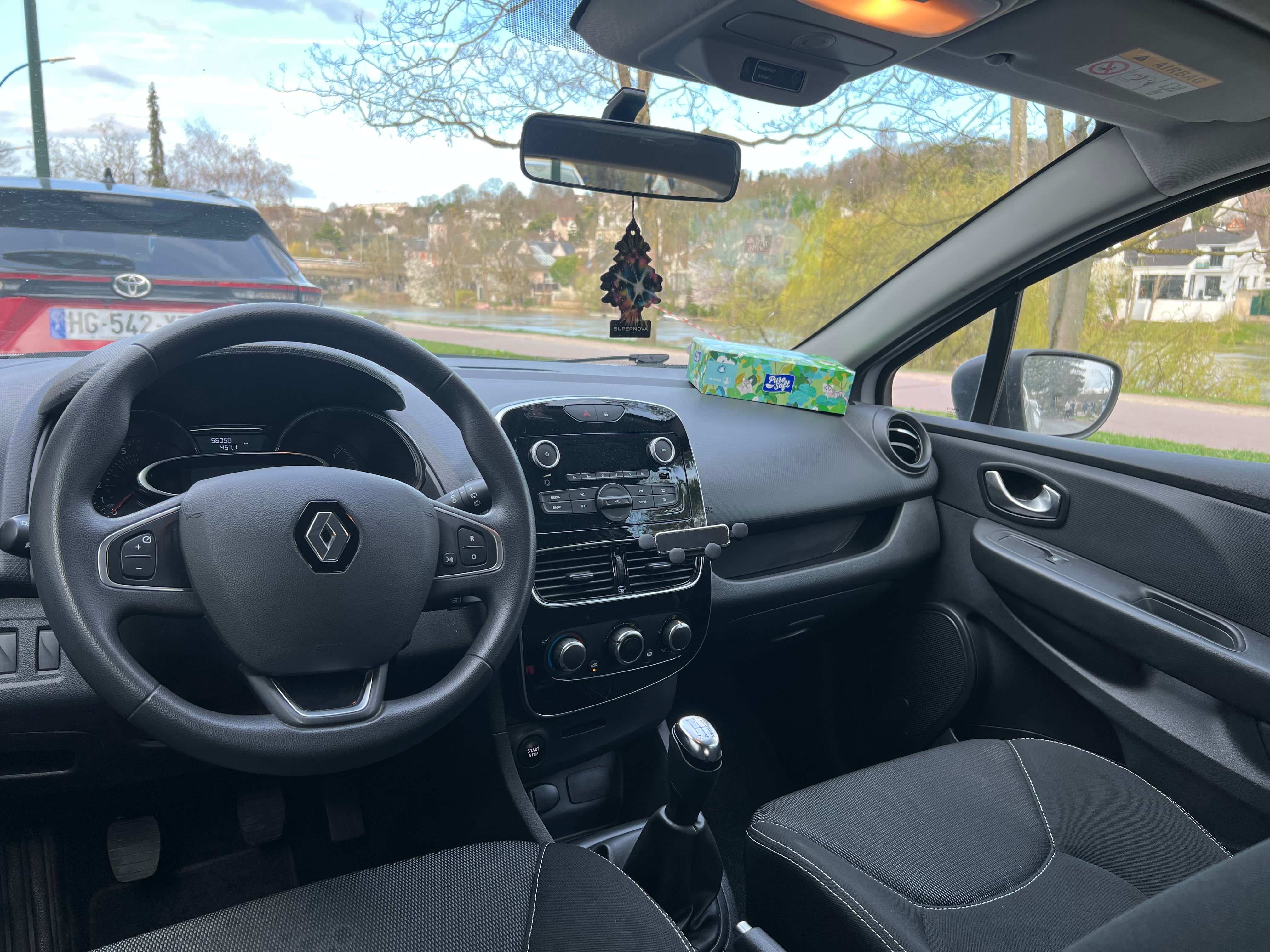 Renault Clio avec Entrée audio / iPod