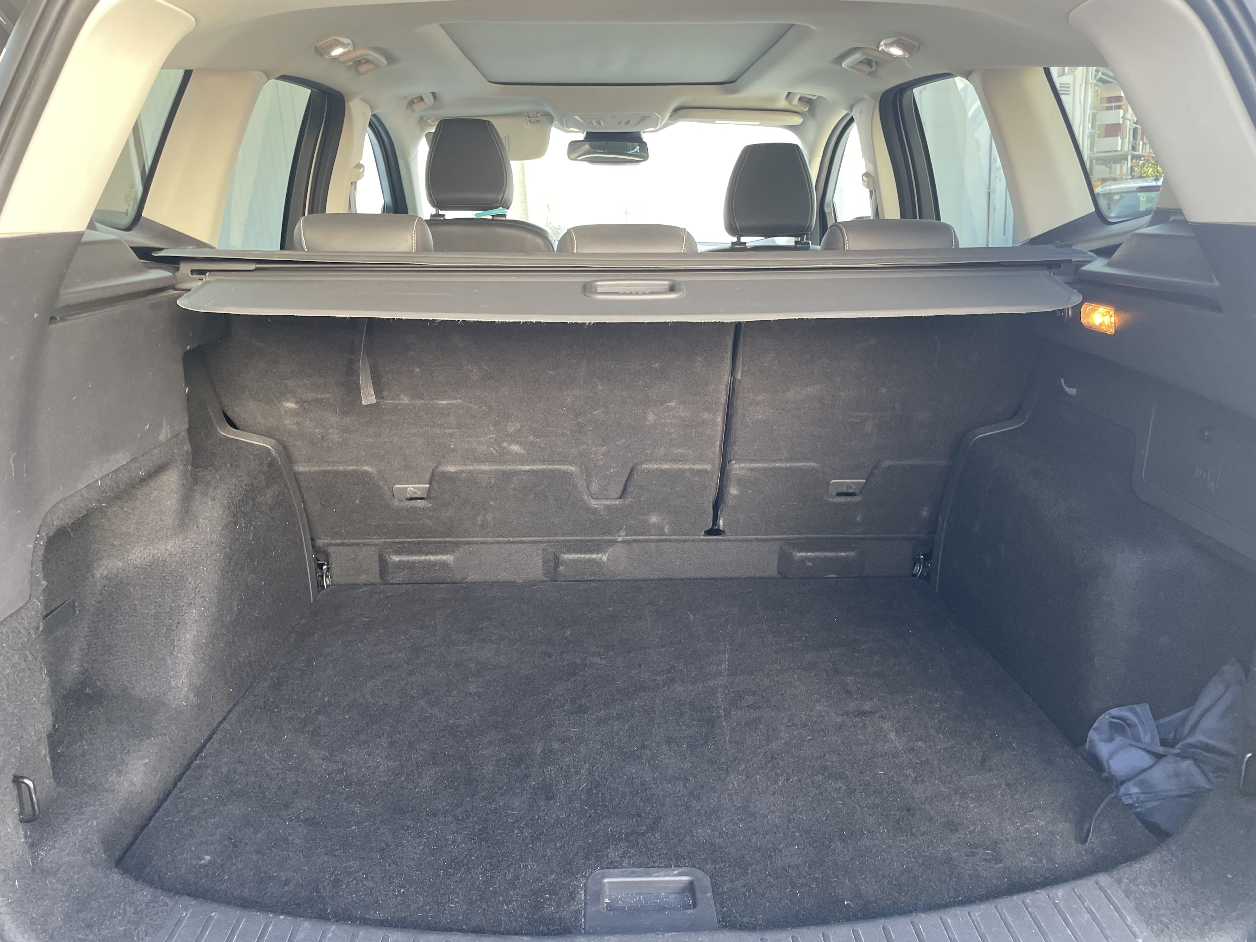 Ford Kuga Business 2.0 L TDCI 150 CV avec Siège bébé