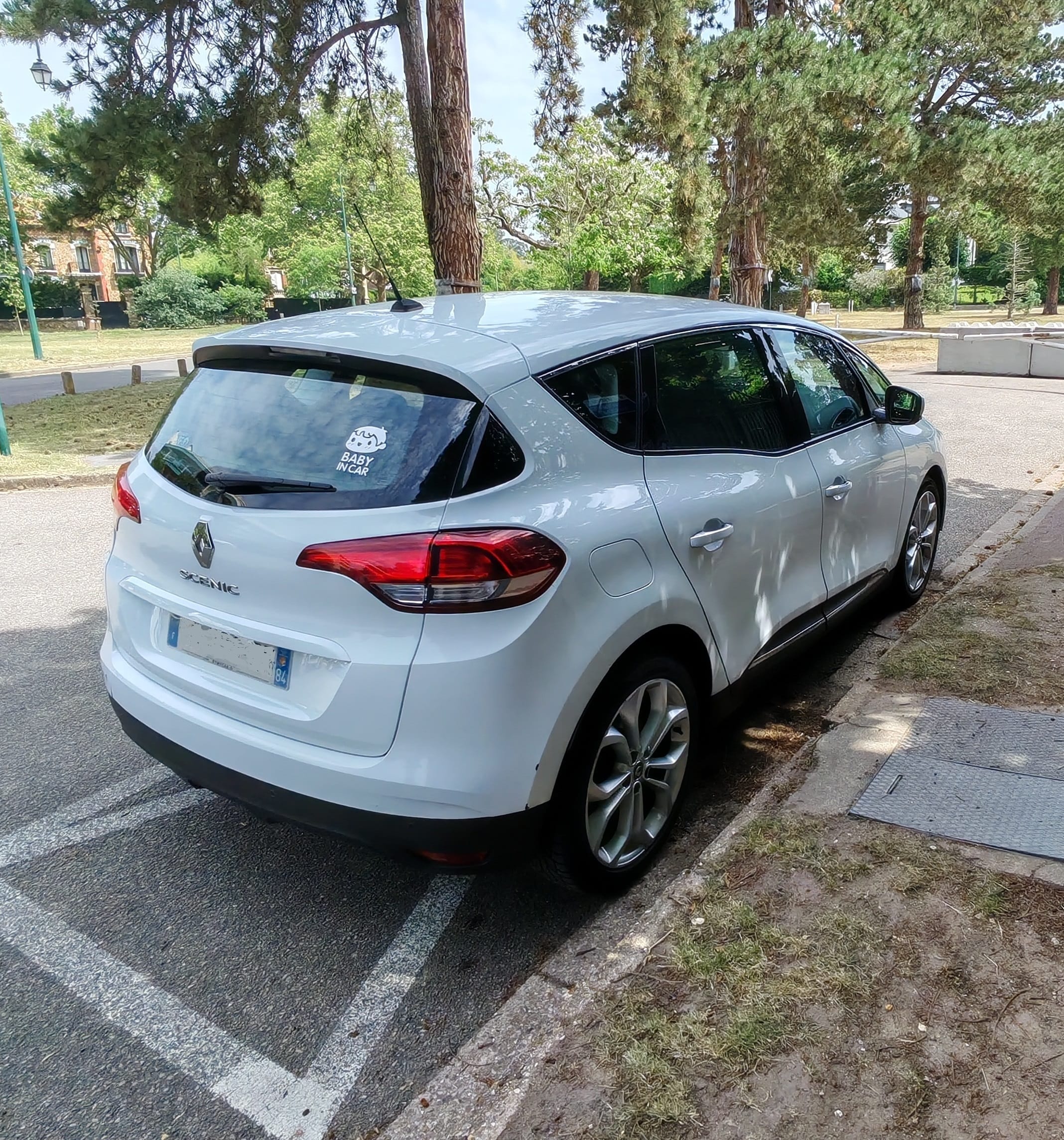 Renault Scenic Familiale / Grand Coffre / Android Auto, 2017, Diesel