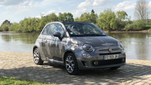 Fiat 500 C Hybride Louez la Fiat 500 Cabriolet Hybride – Élégance, Technologie et Économie !, 2021, Essence 95 / Électrique (hybride)