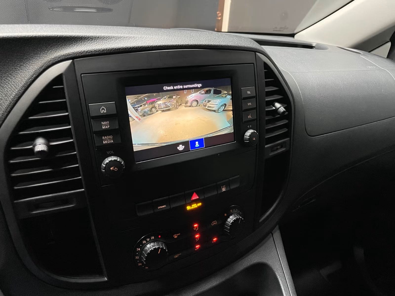 Mercedes-Benz eVito med Bluetooth audio