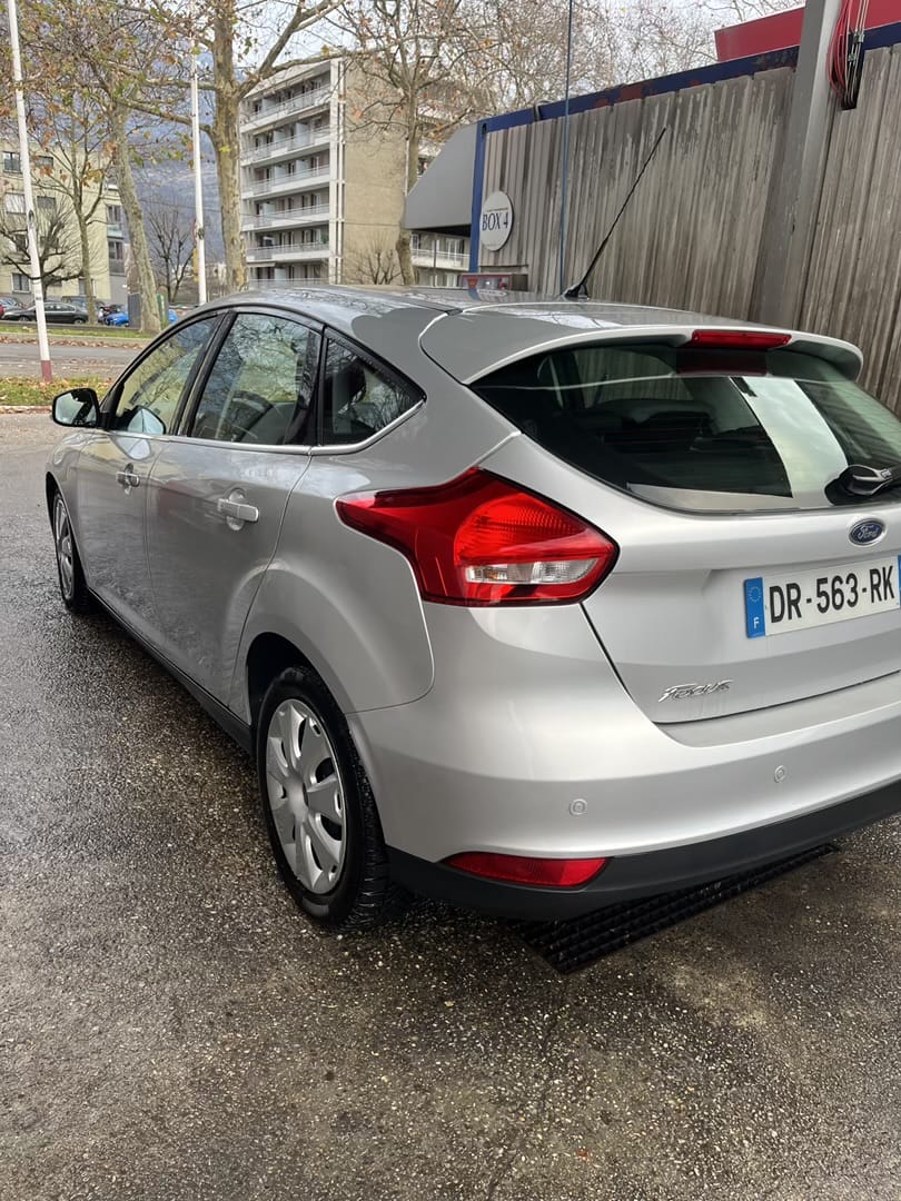Ford Focus Diesel, Automatique avec GPS