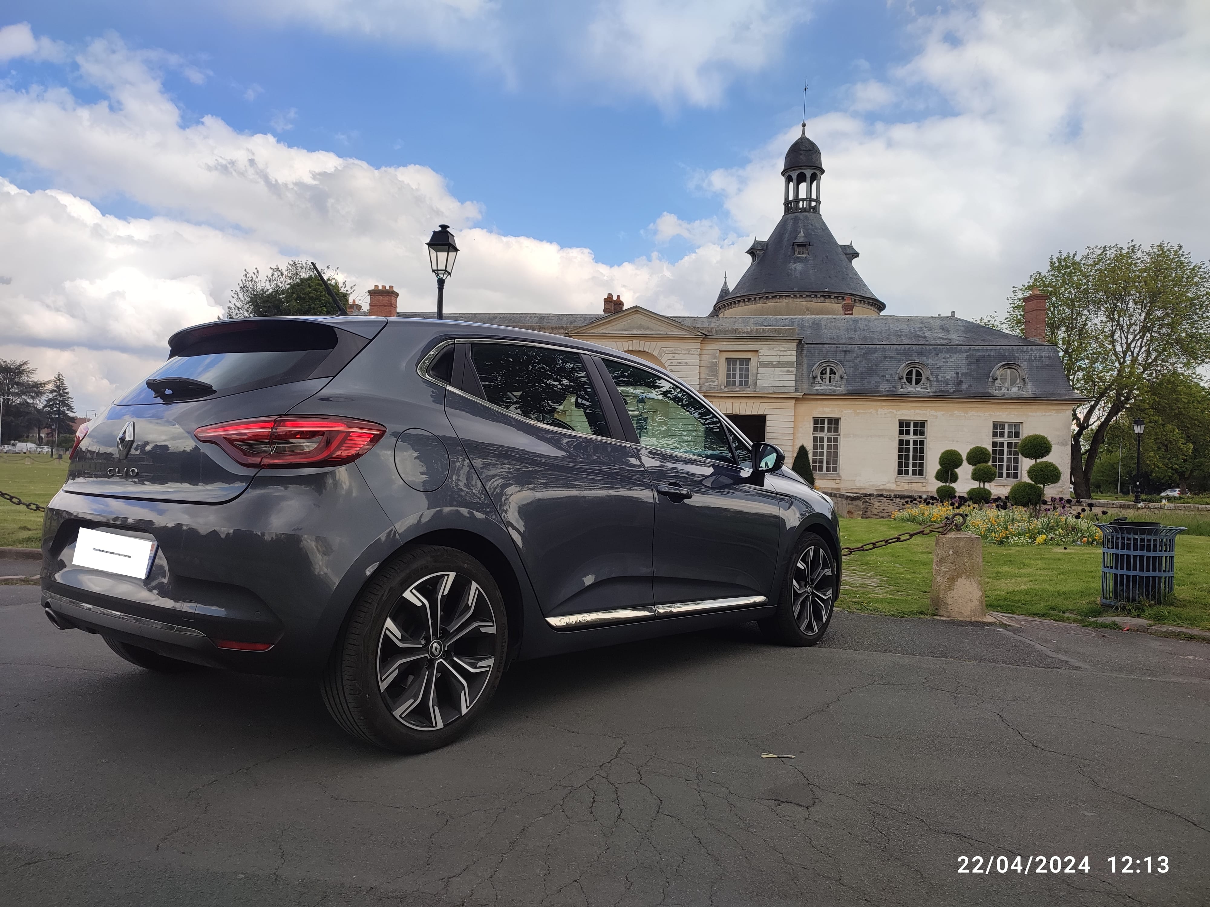 Renault Clio avec Dashcam