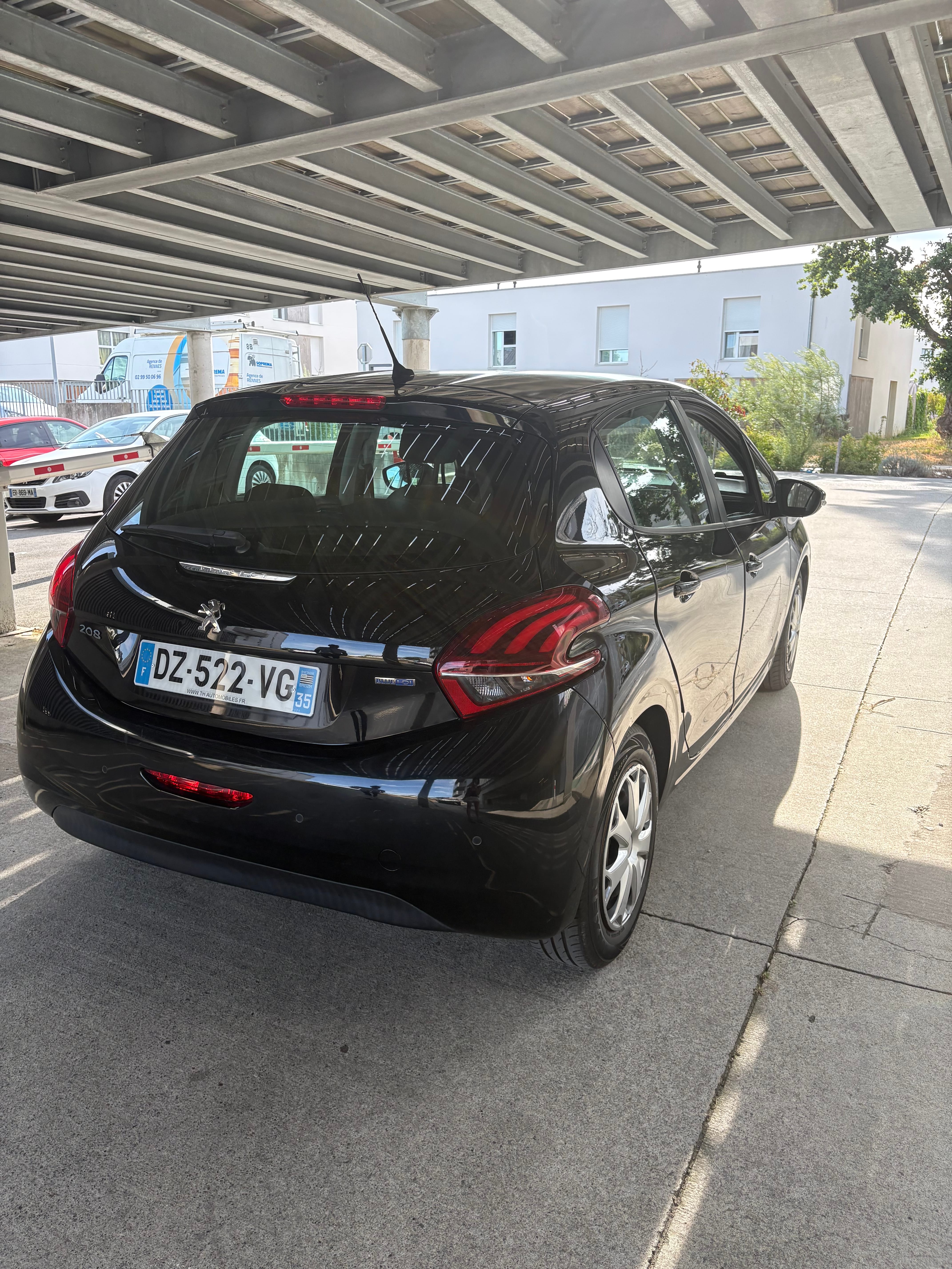 Peugeot 208, 2016, Diesel
