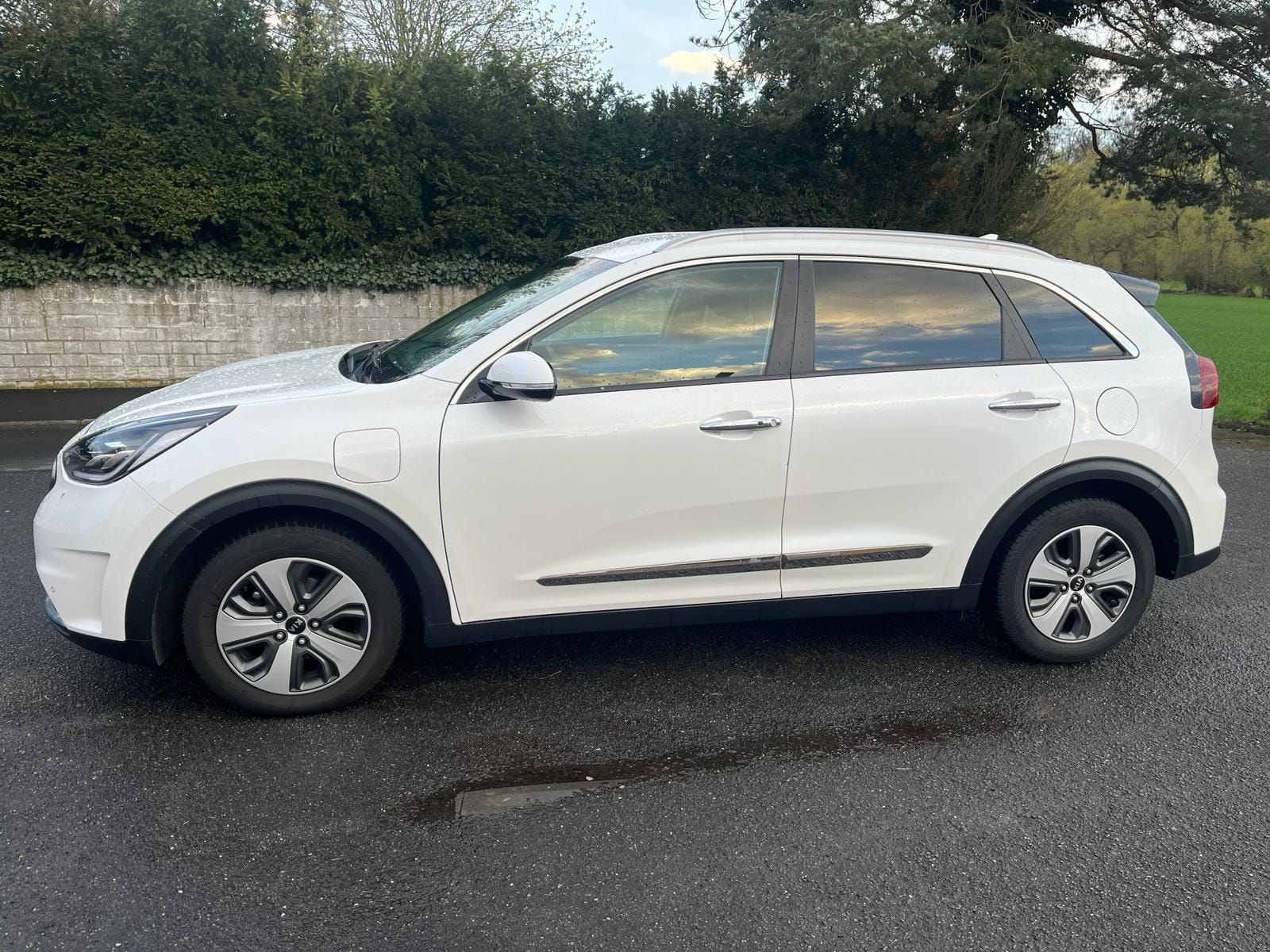 Kia Niro Hybrid, 2018, Super 95 / Elektro (Hybrid), Automatik