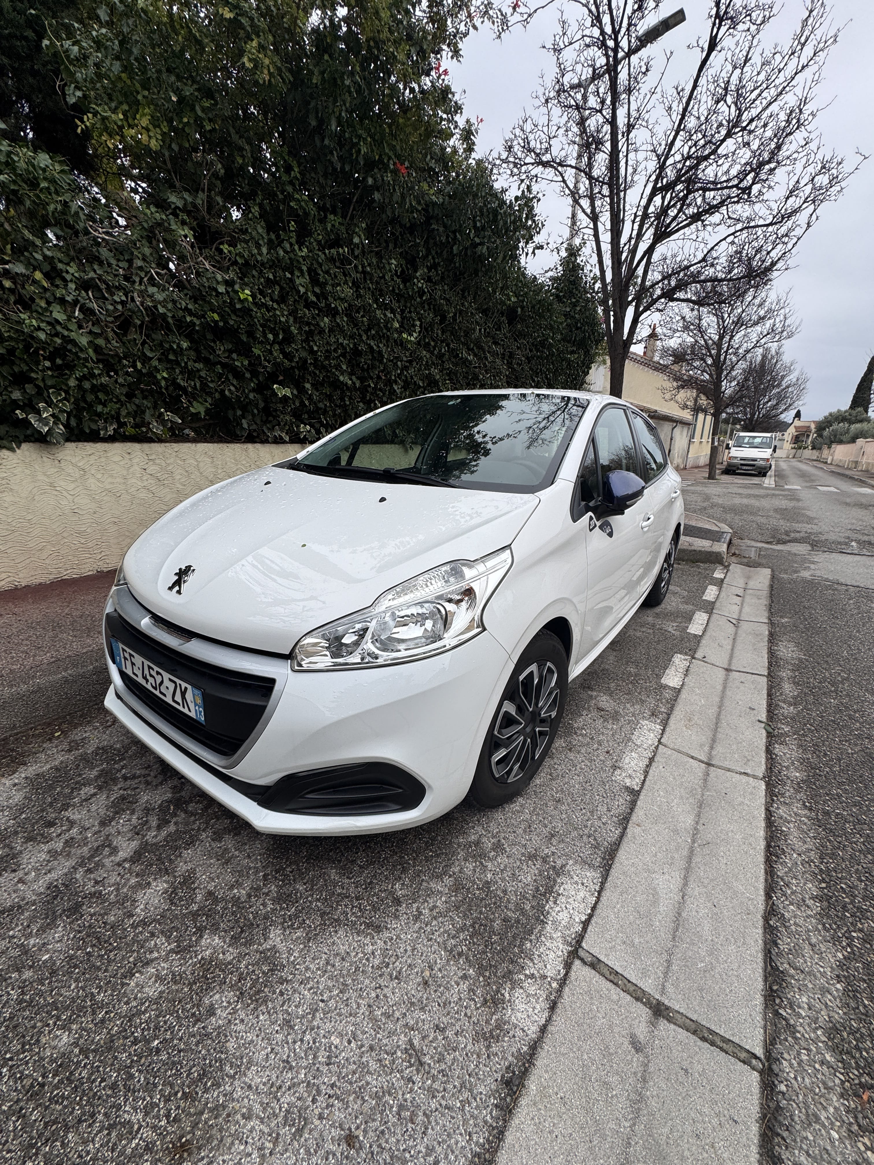 Peugeot 208, 2019, Essence 95