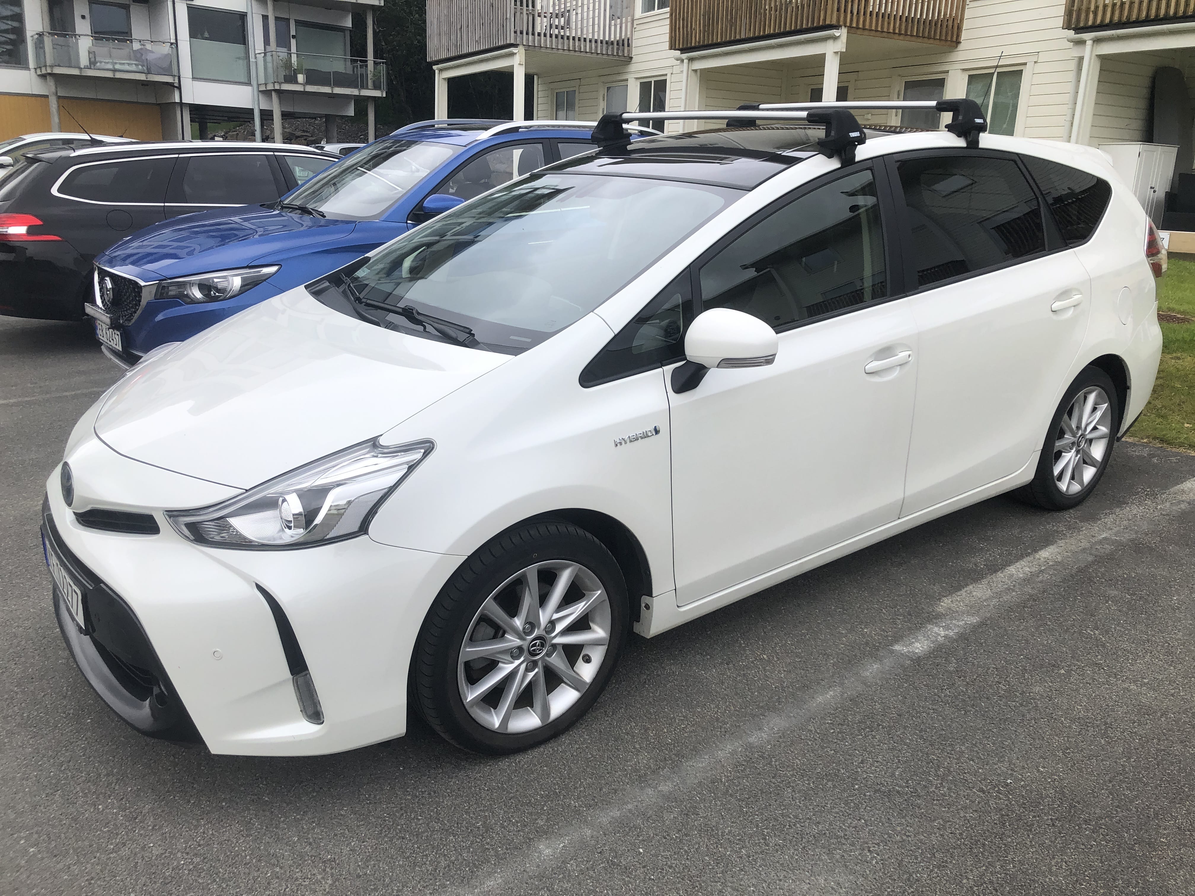 Toyota Prius + Seven, 2017, Blyfri 95, automatisk, 7 seter