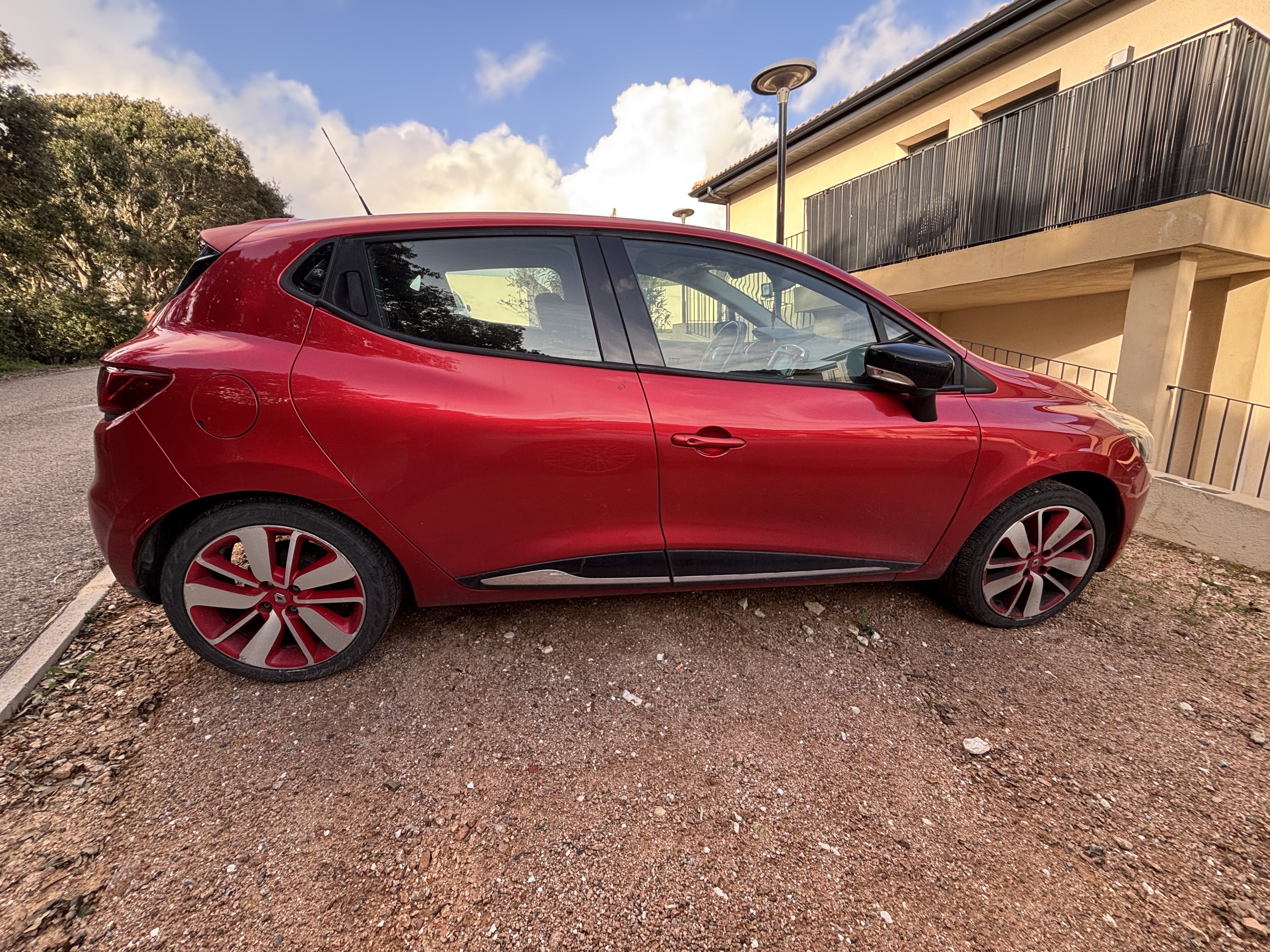 Renault Clio avec Climatisation