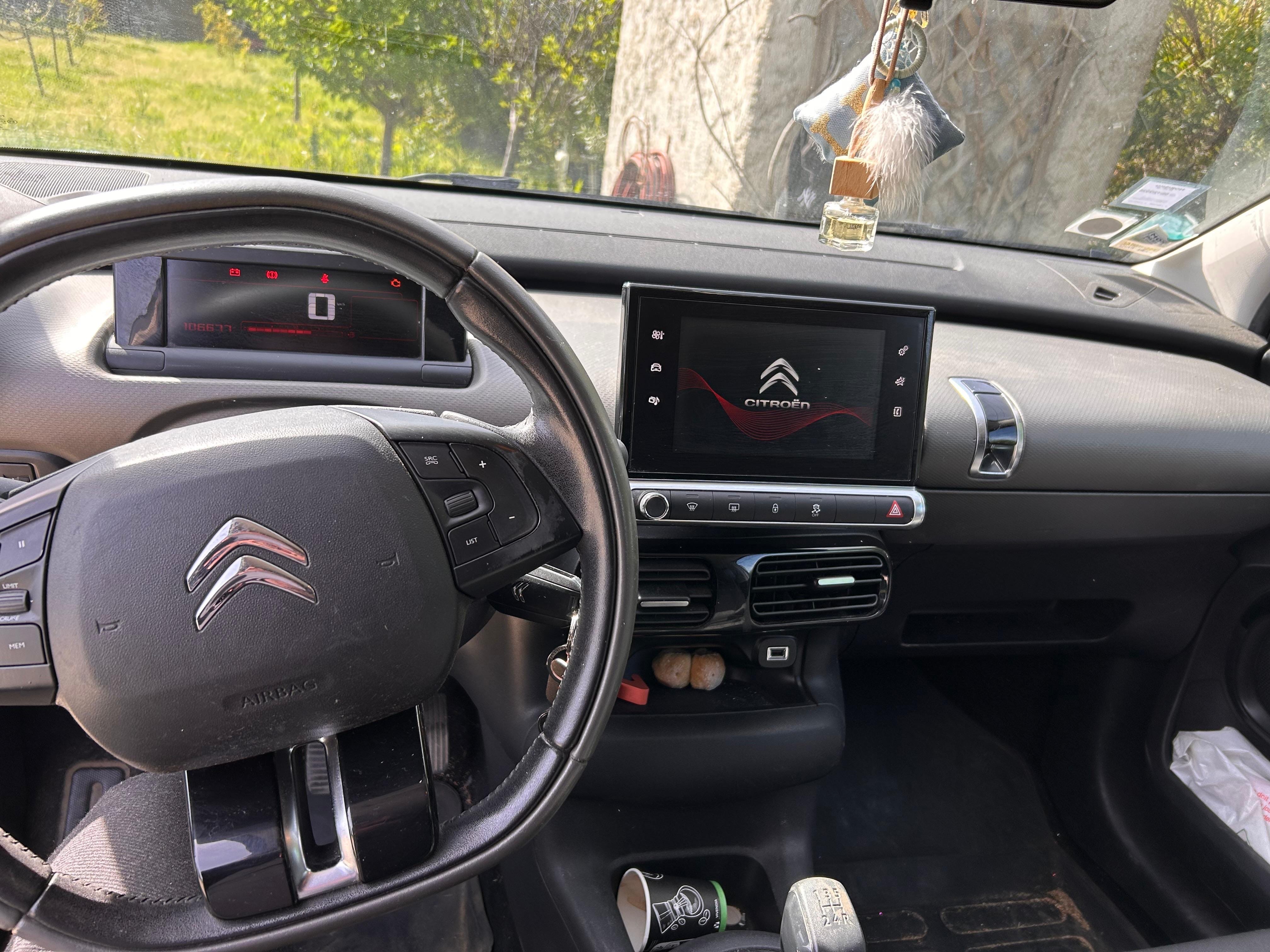 Citroen C4 Cactus avec Régulateur de vitesse