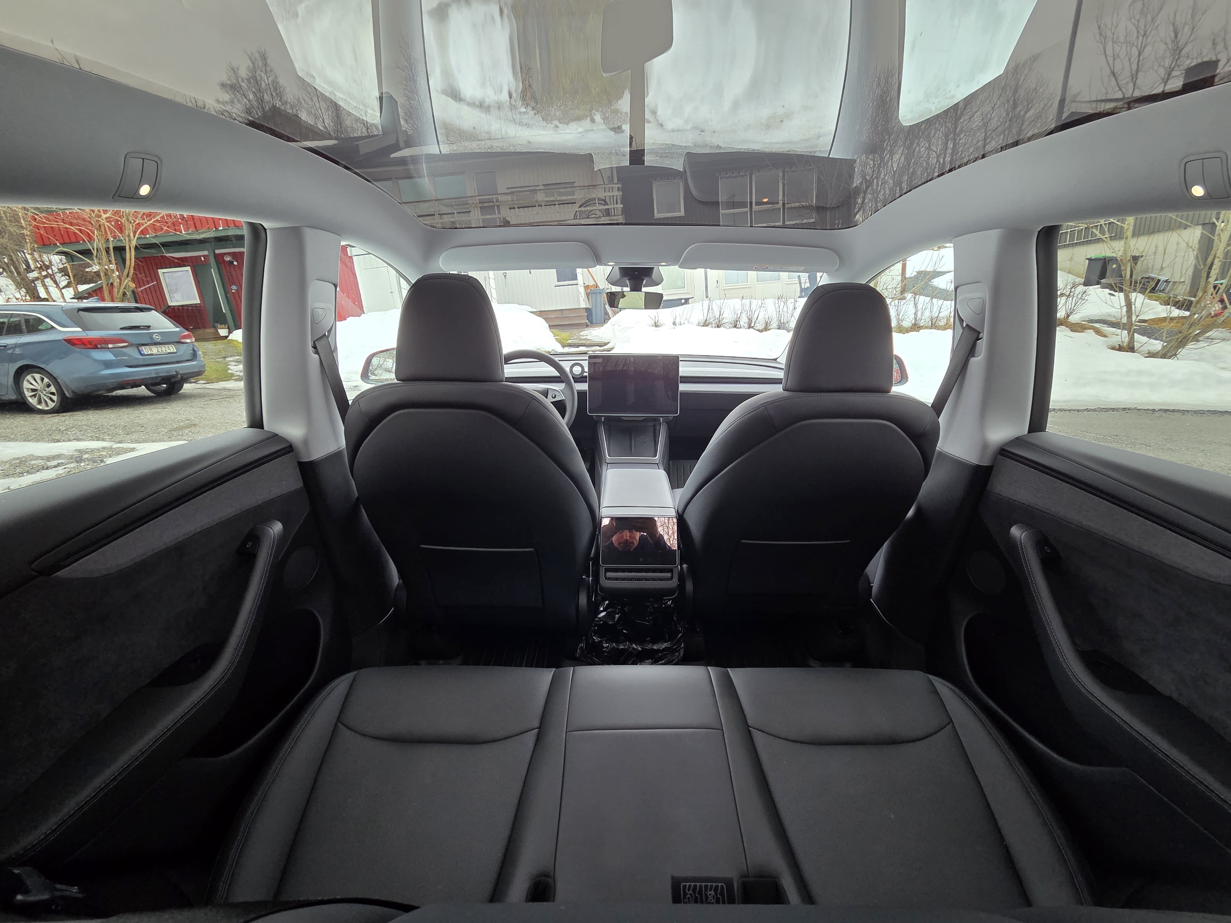 Tesla Model Y Long Range med Firehjulstrekk
