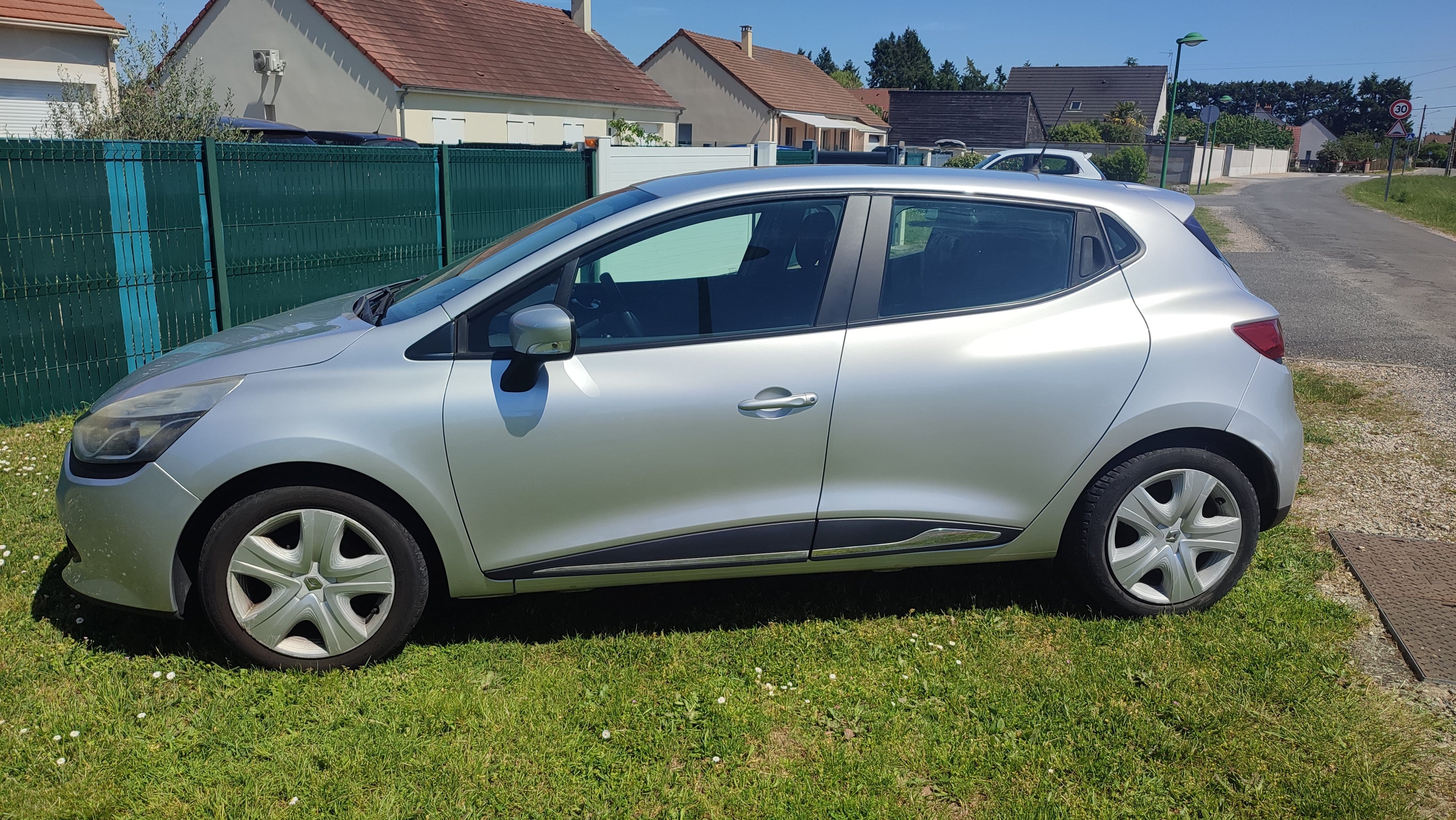Renault Clio 0.9 TCE avec Climatisation