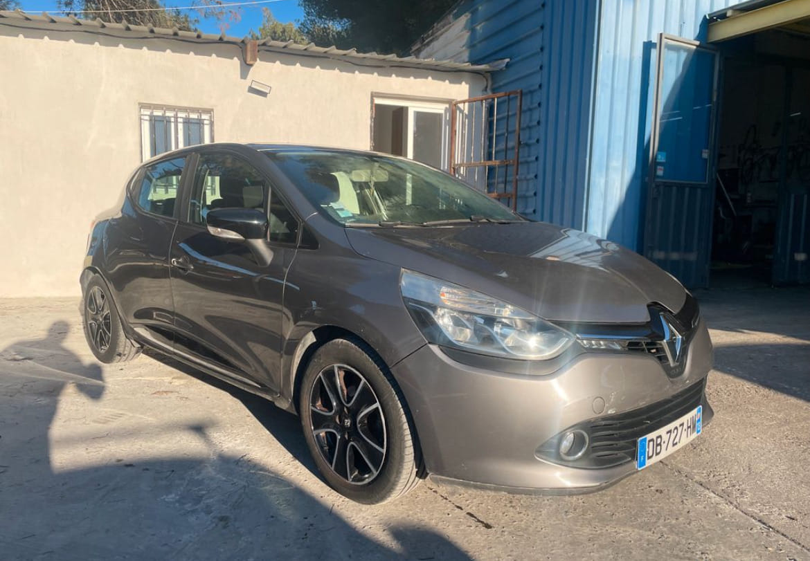 Renault Clio avec GPS
