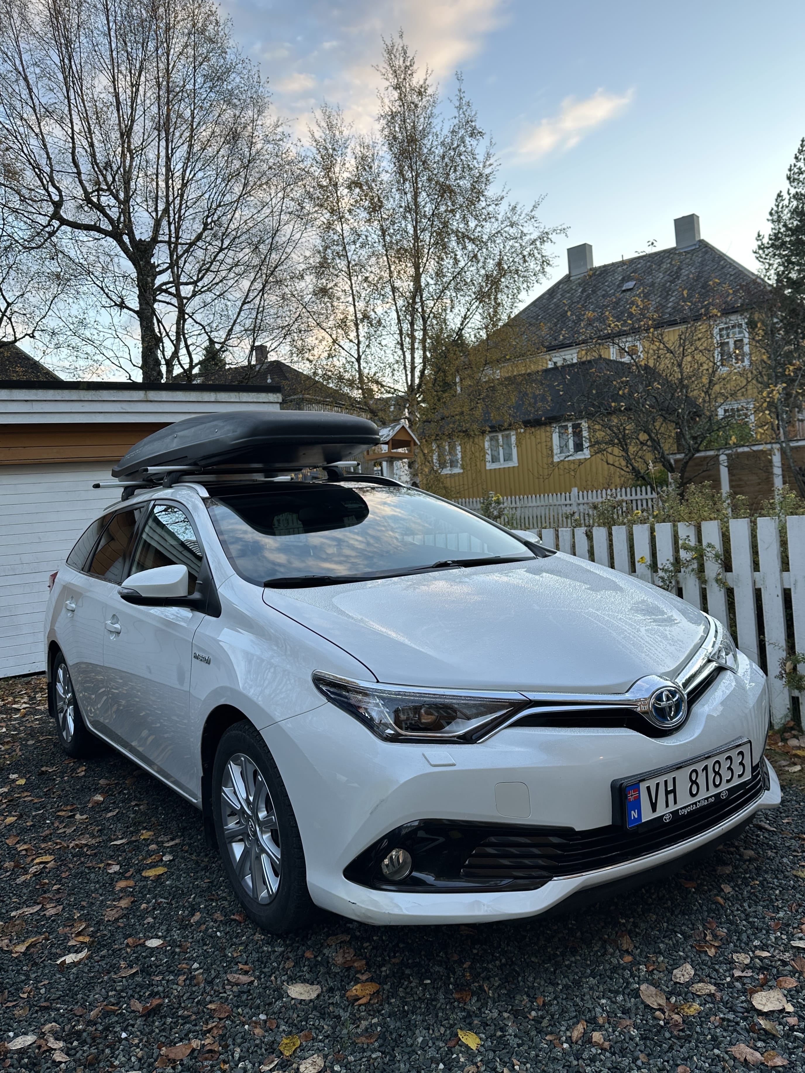 Toyota Auris Stasjonsvogn 1,8 Bensin / Hybrid, 2016, Blyfri 95 / Electric (hybrid), automatic