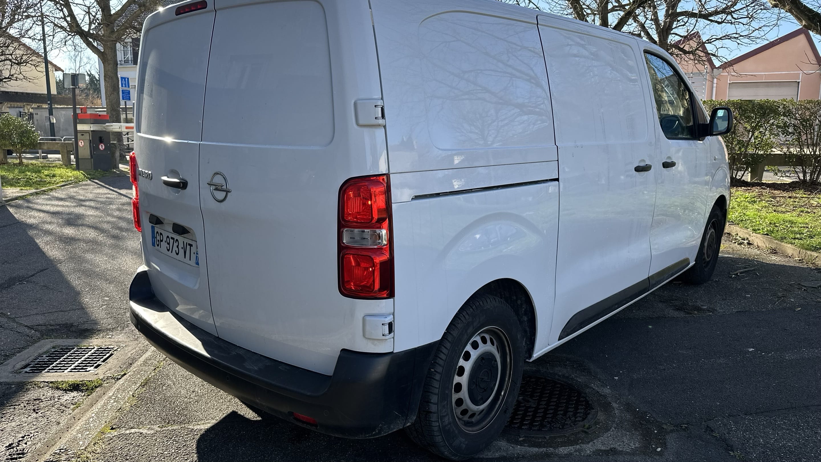 Opel Vivaro avec GPS