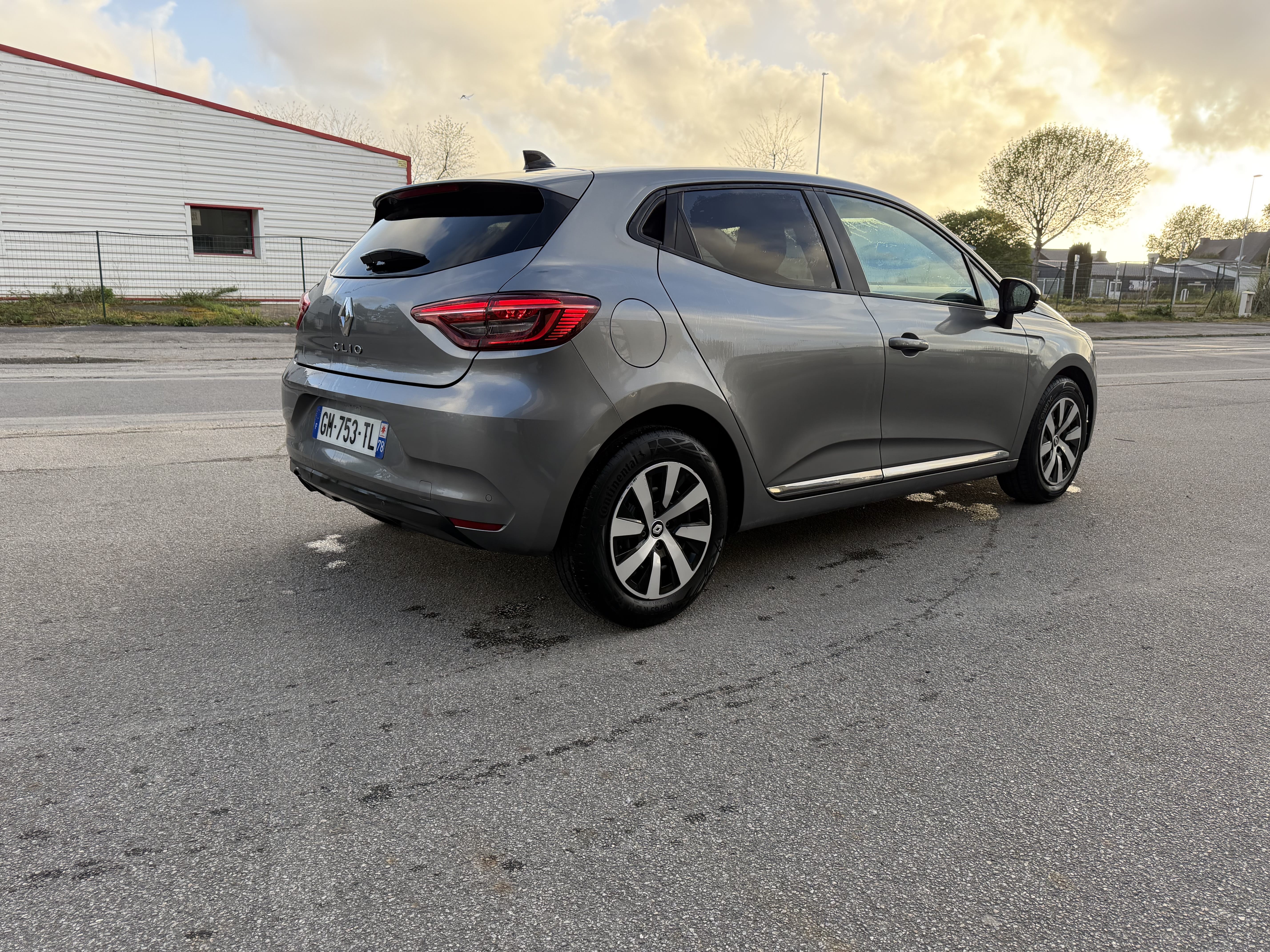 Renault Clio avec GPS