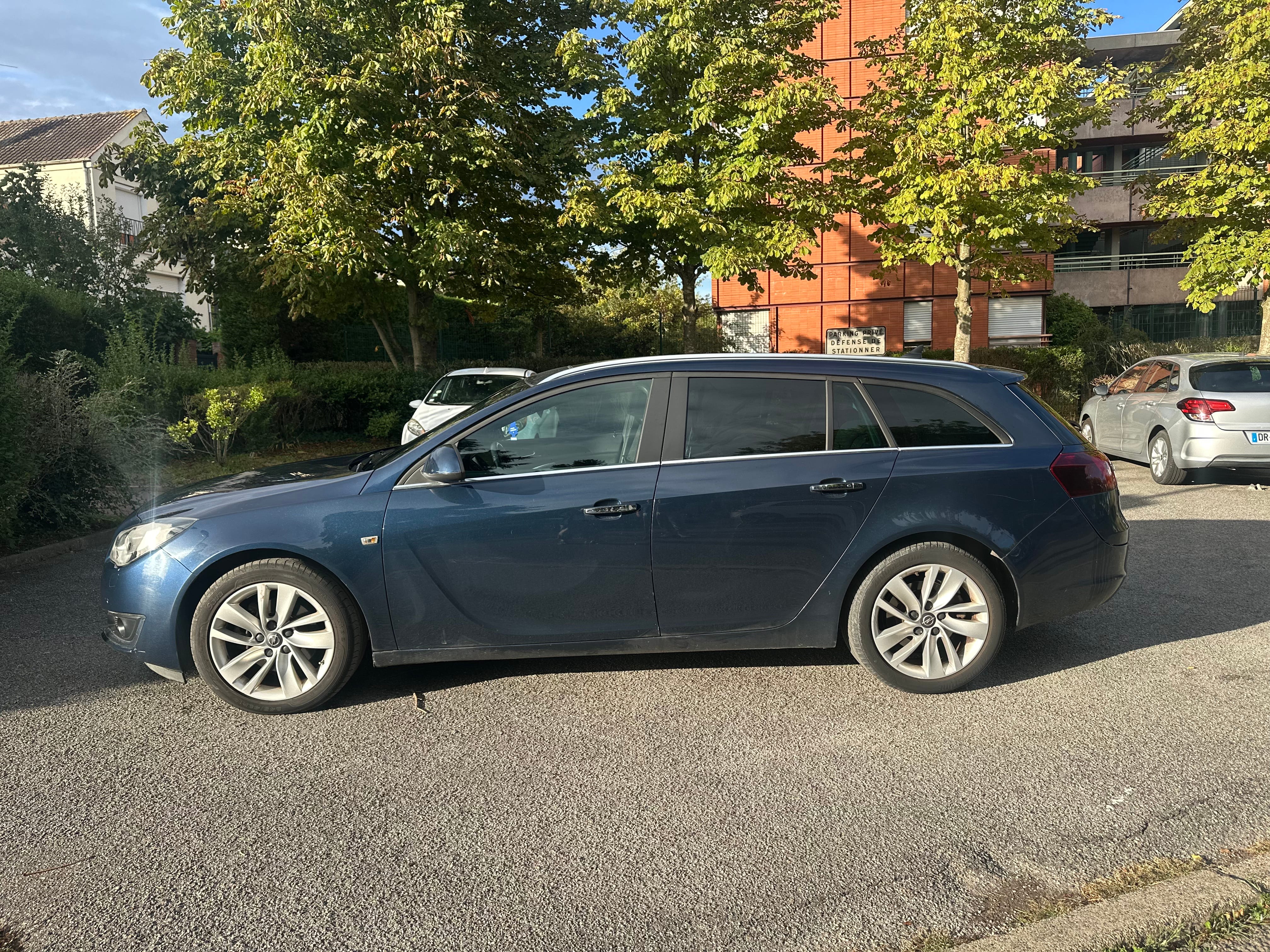 Opel Insignia Sports Tourer avec Climatisation