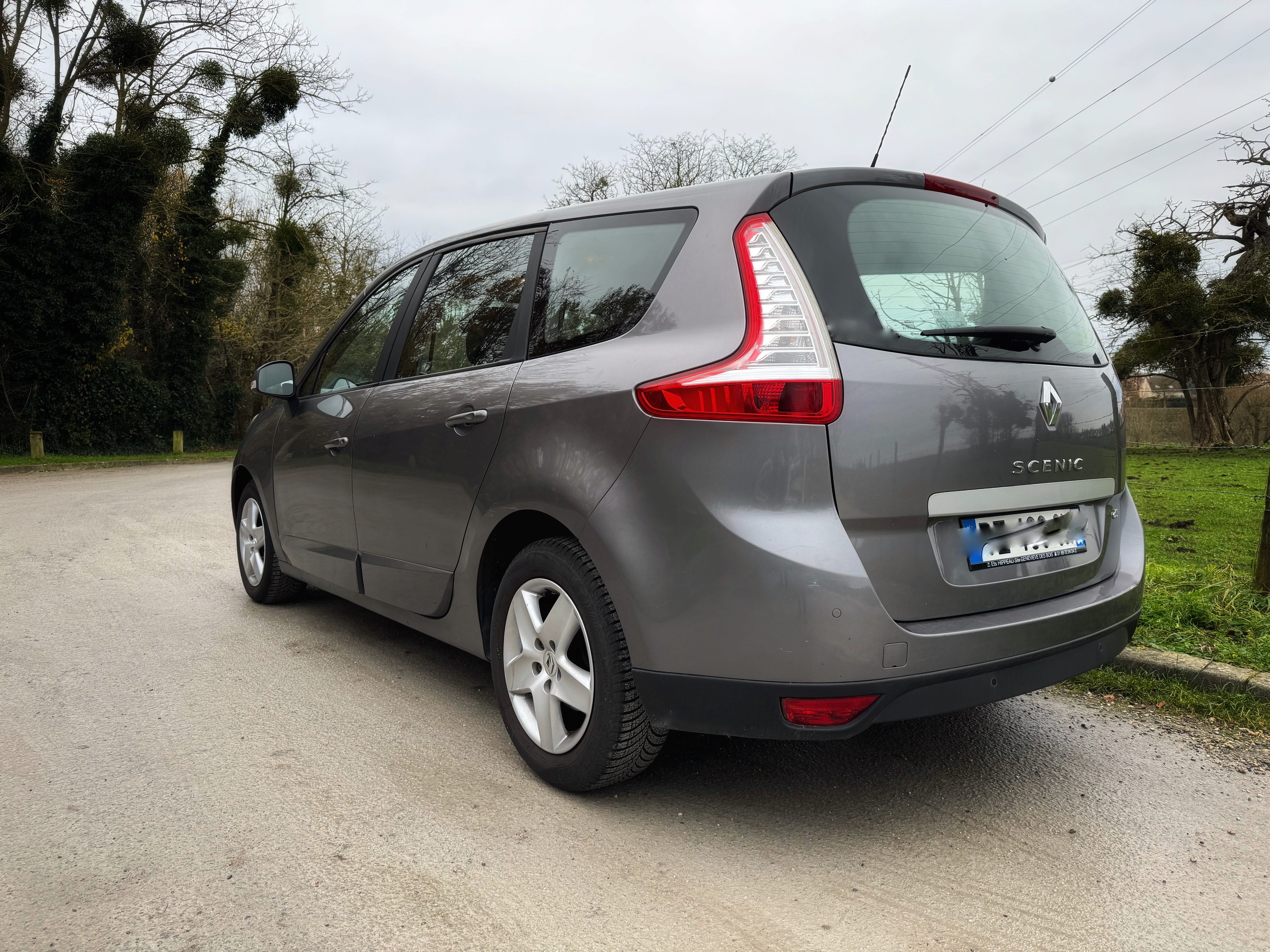 Renault Grand Scenic 1.6 dCi Business avec GPS