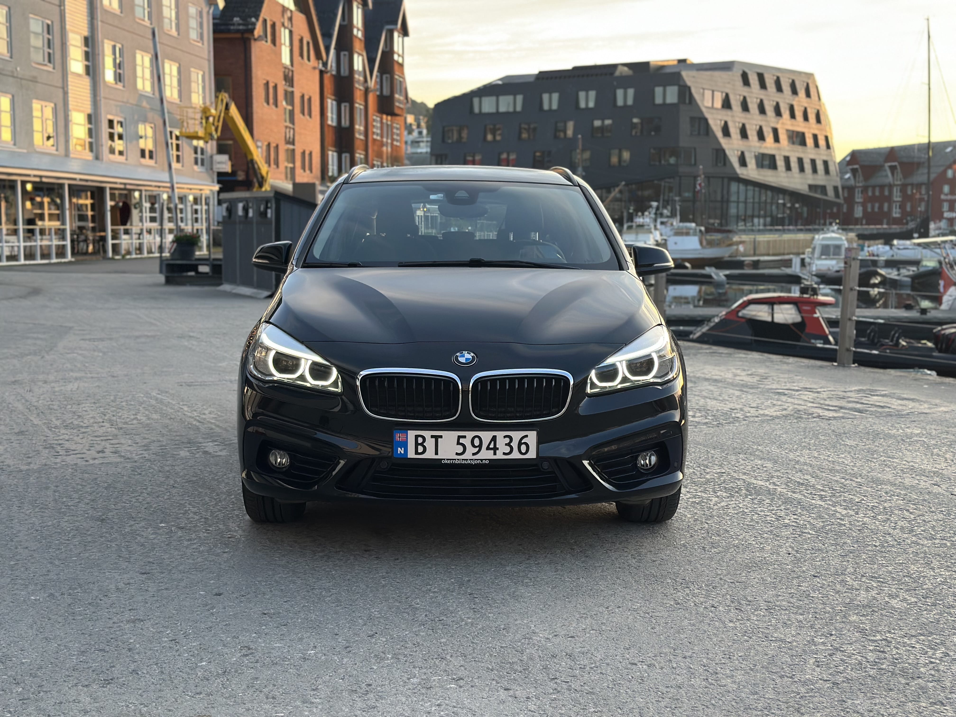 BMW  225xe iPerformance avec GPS