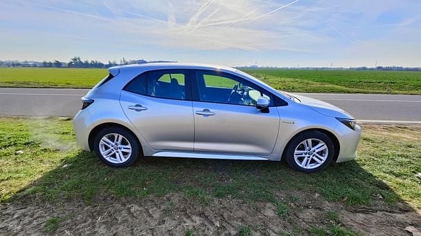 Toyota Corolla Hybride avec Climatisation