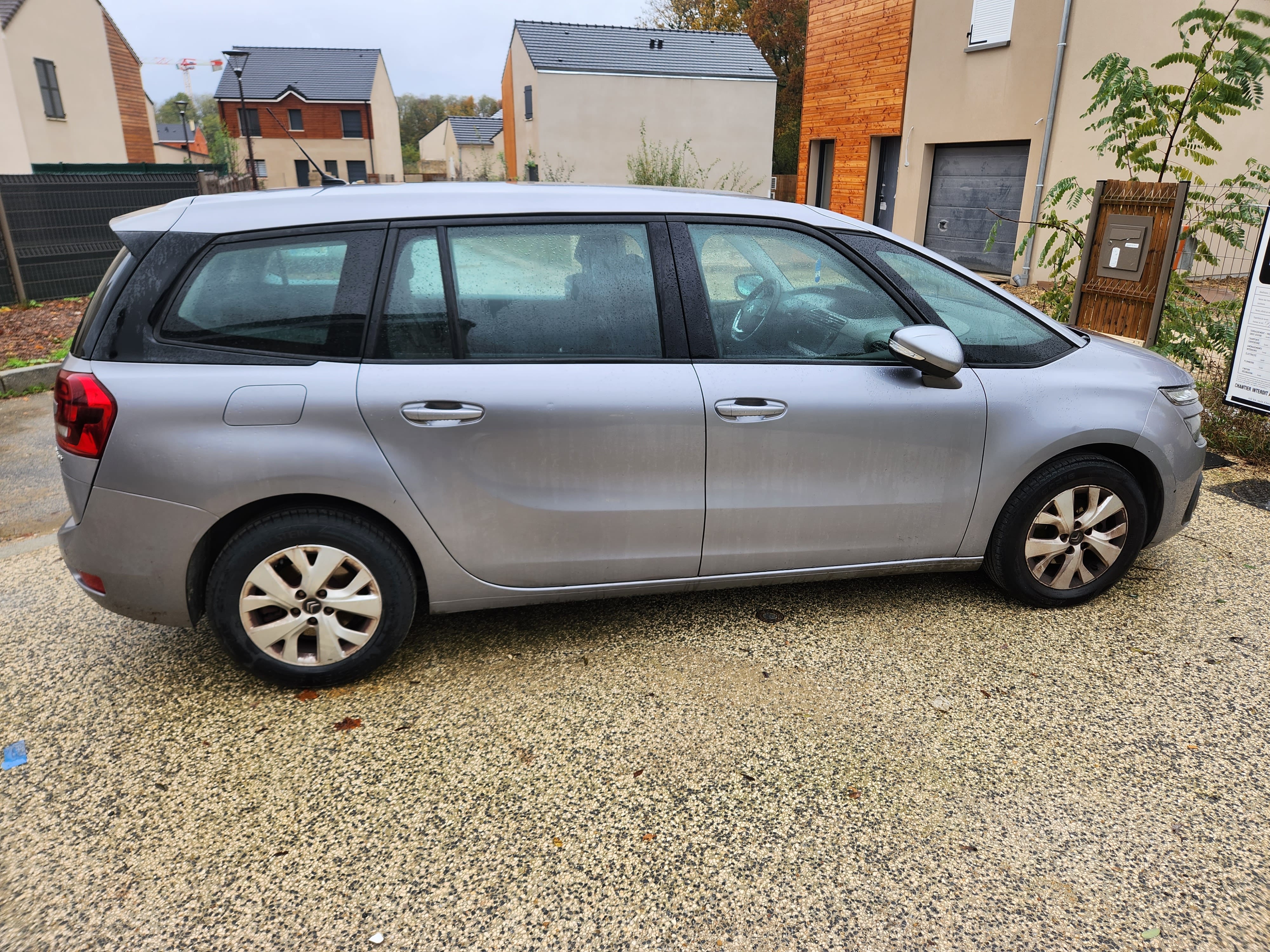 Citroen C4 Grand Picasso avec Climatisation