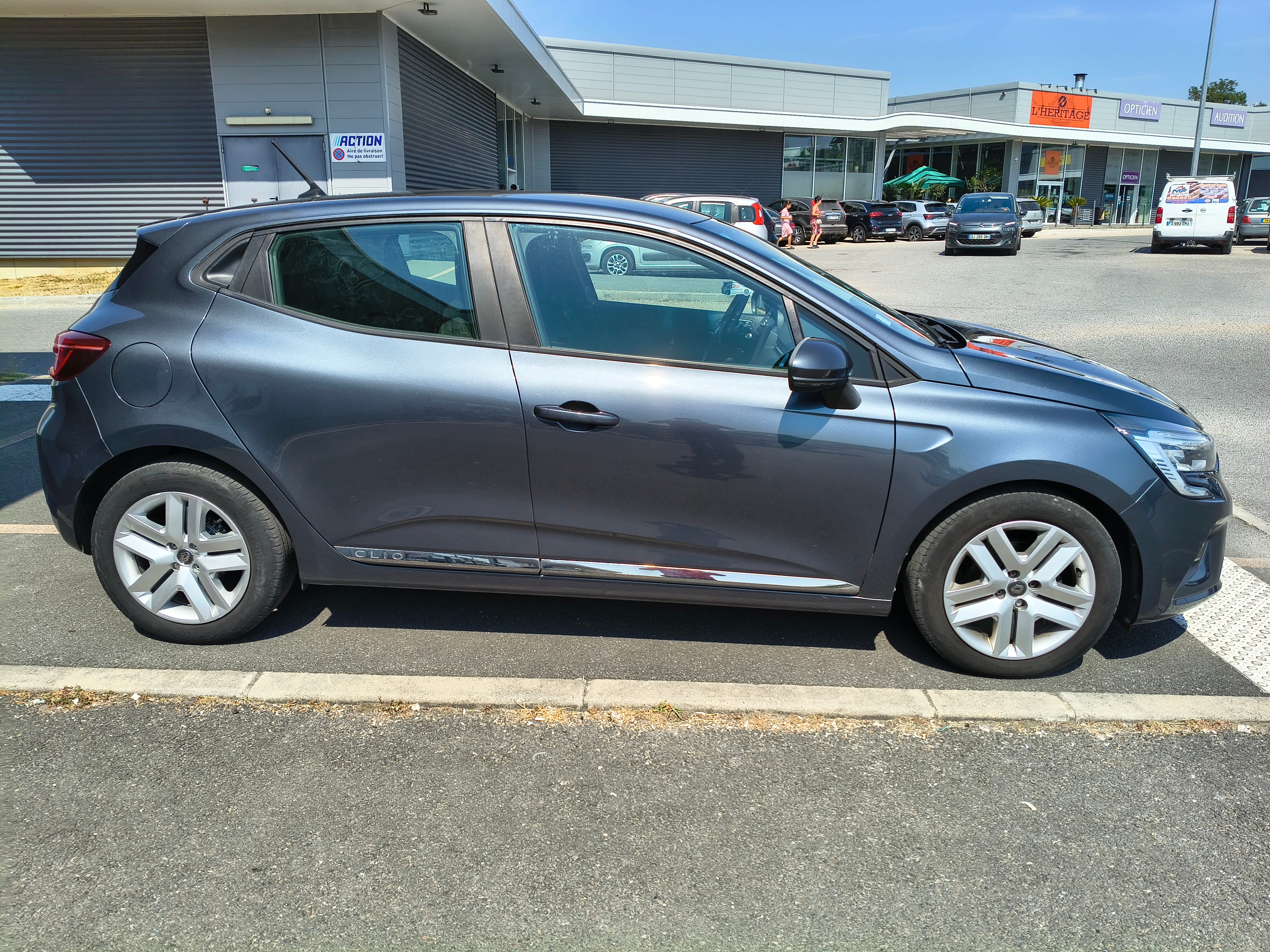 Renault Clio avec Climatisation