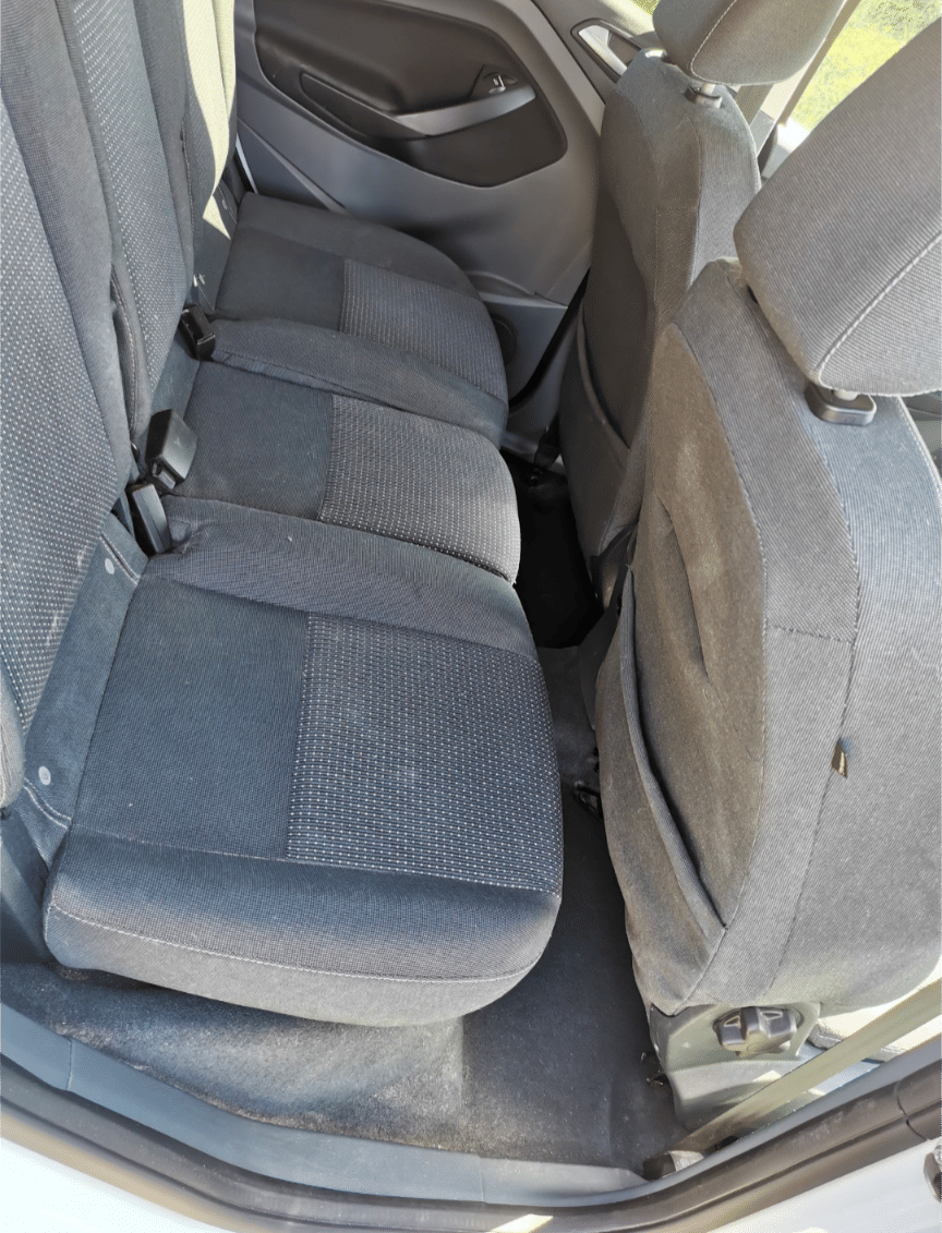 Ford C-Max avec Port USB