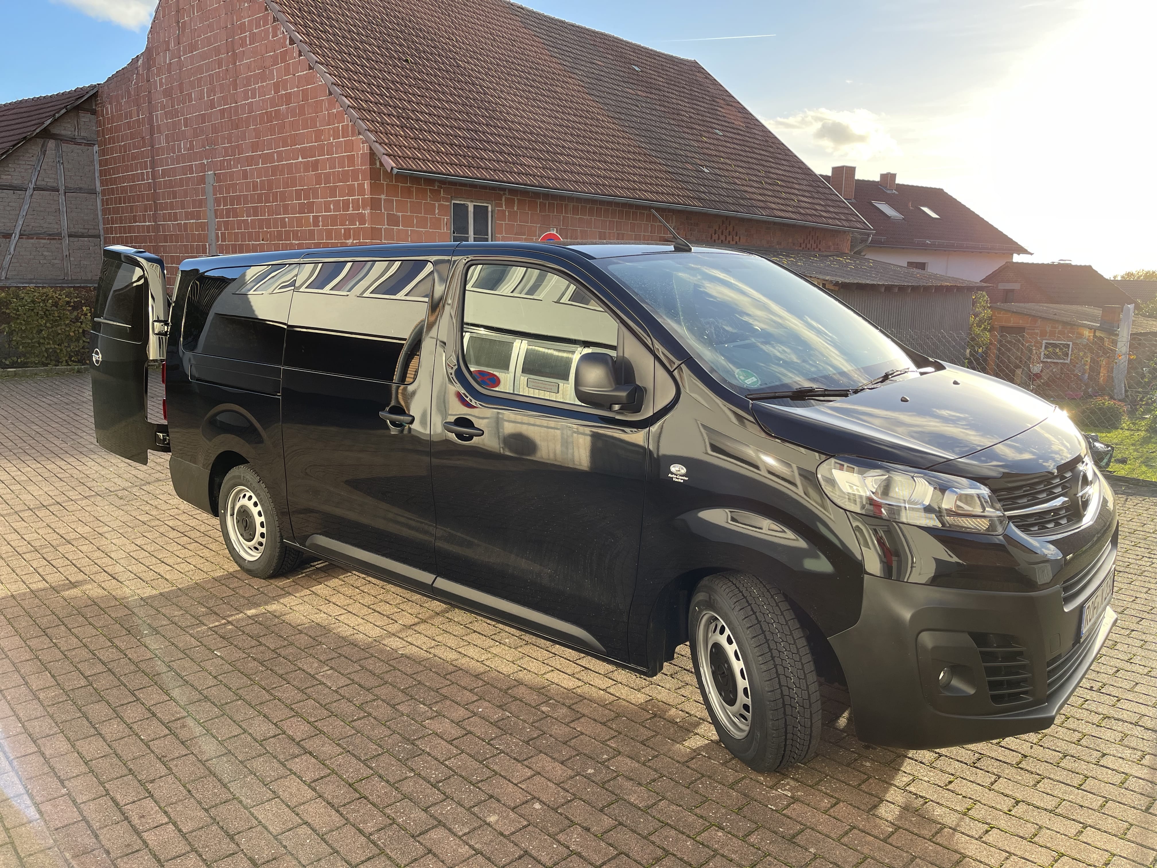 Opel Vivaro 2,0 CDTI mit Android Auto