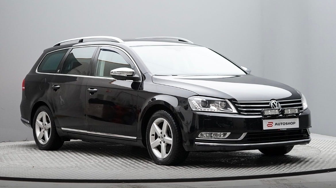 Volkswagen Passat SW Roof cargo box, 2014, Diesel, automatic