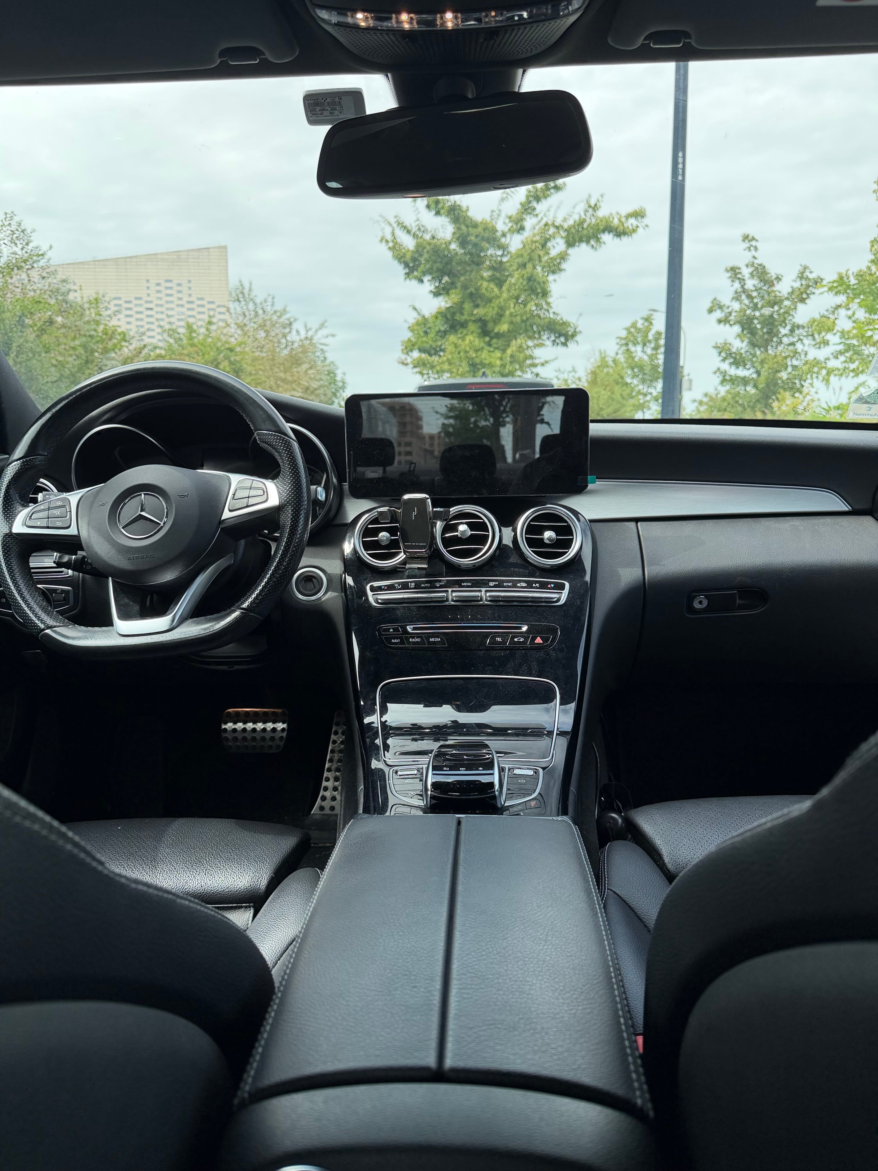Mercedes-Benz Classe C avec Climatisation