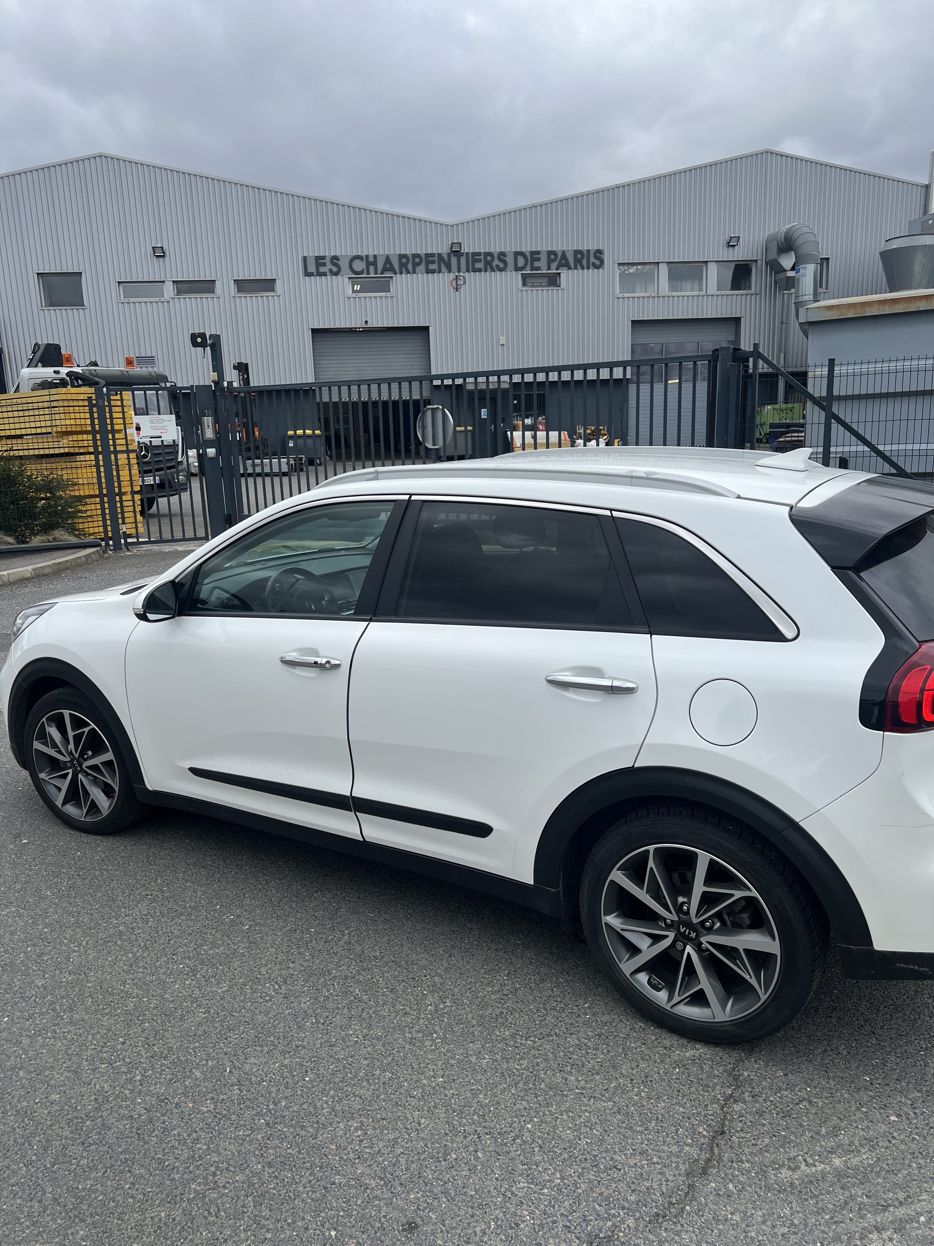 Kia Niro Hybride avec Climatisation