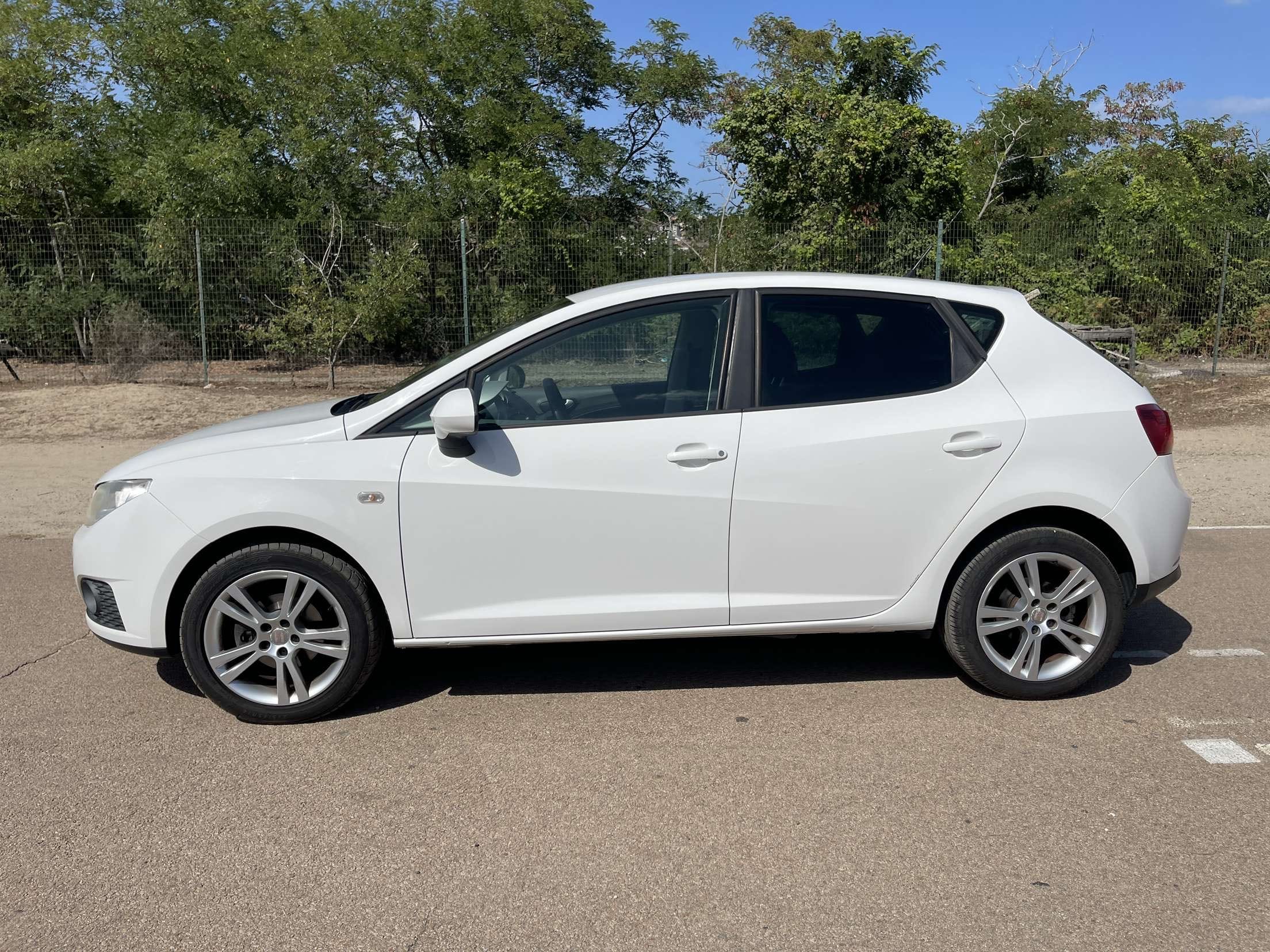 Seat Ibiza with Air conditioning