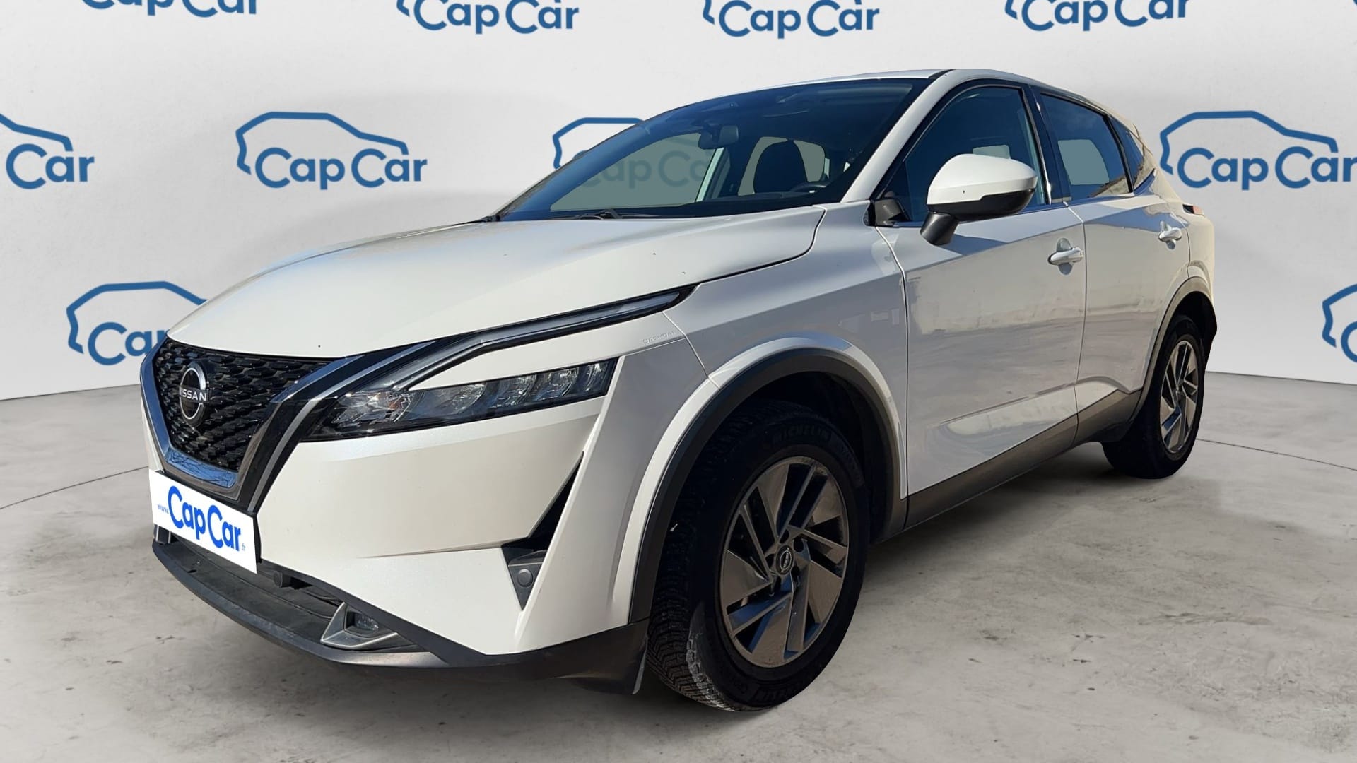 Nissan Qashqai, 2022, Essence 95 / Électrique (hybride)