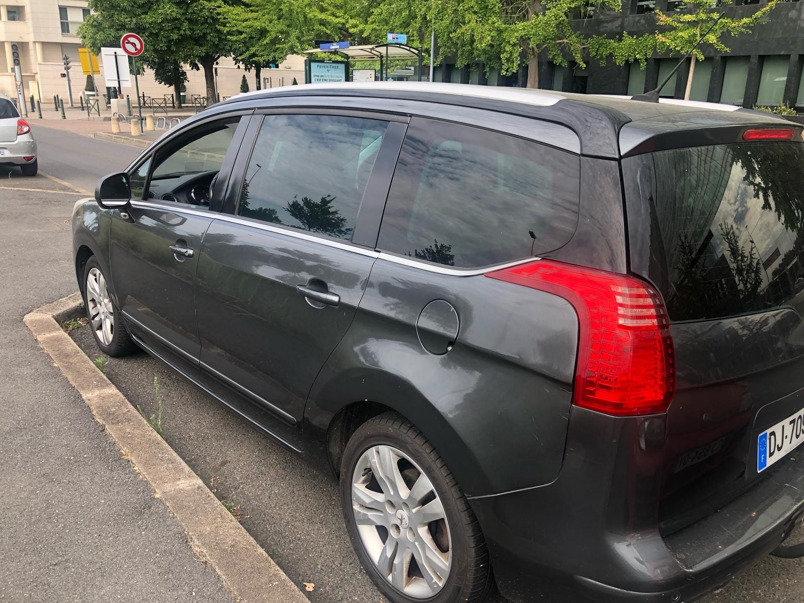 Peugeot 5008 avec Attelage