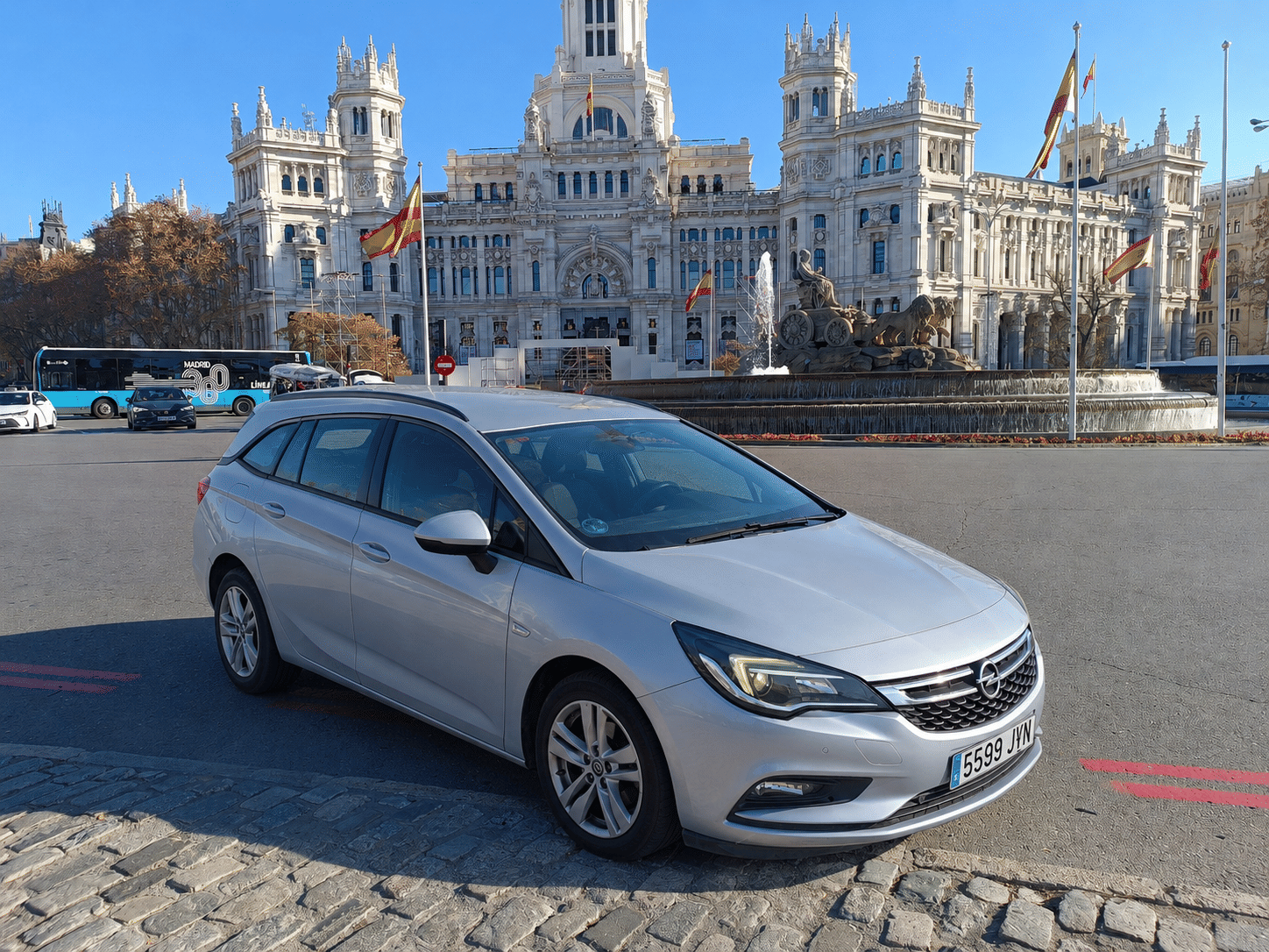 Opel Astra Sports Tourer 1.6 CDTI 136CV con Apple CarPlay