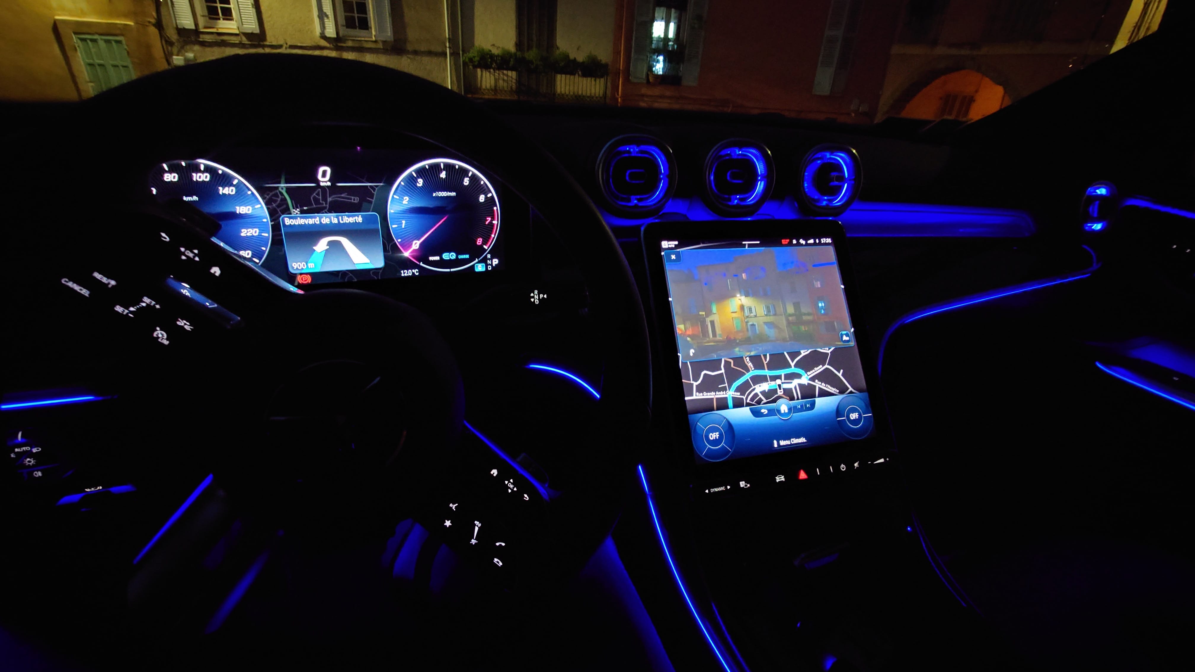 Mercedes-Benz Classe C avec Audio Bluetooth
