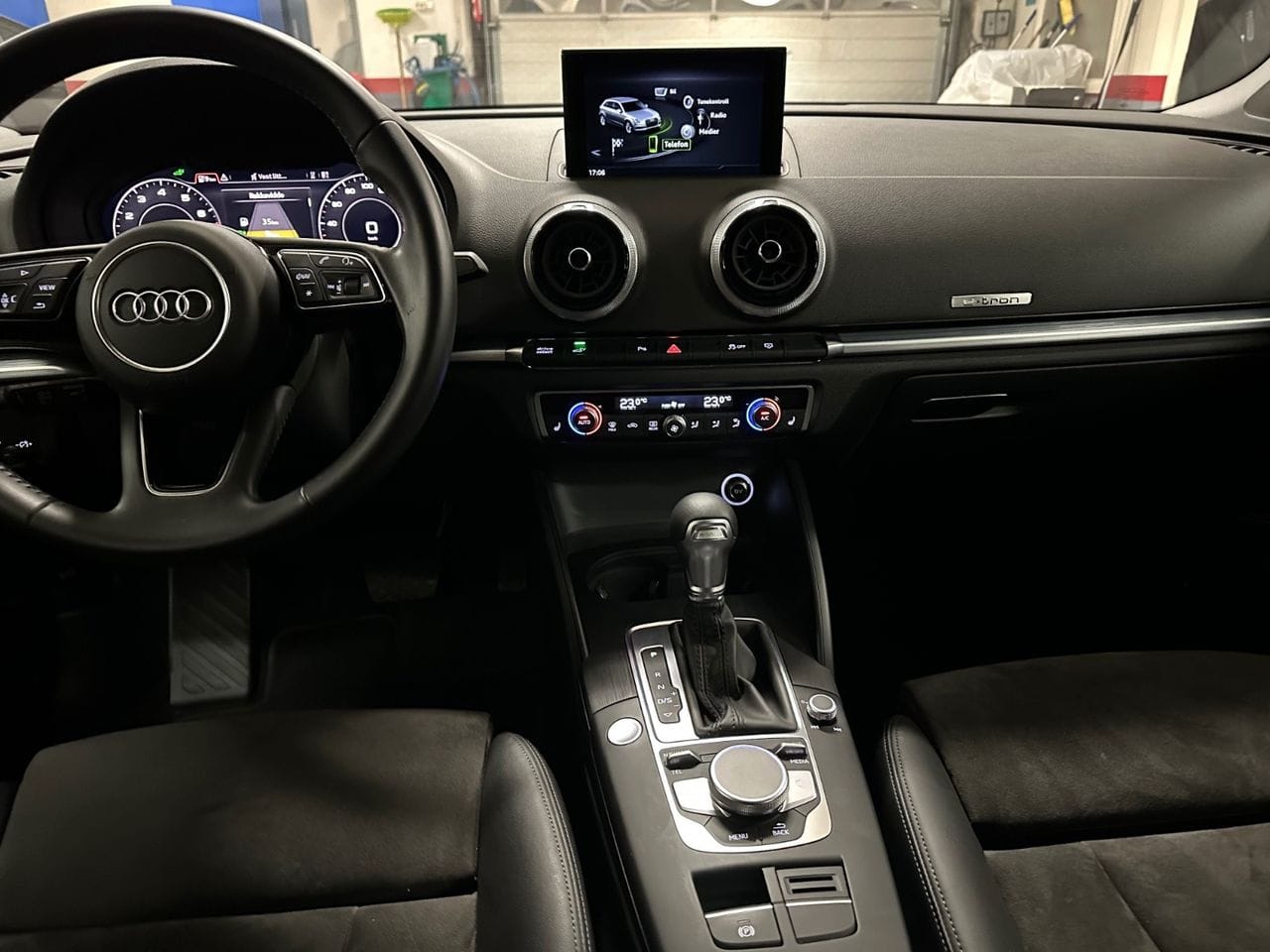 Audi A3 with Audio / iPod input