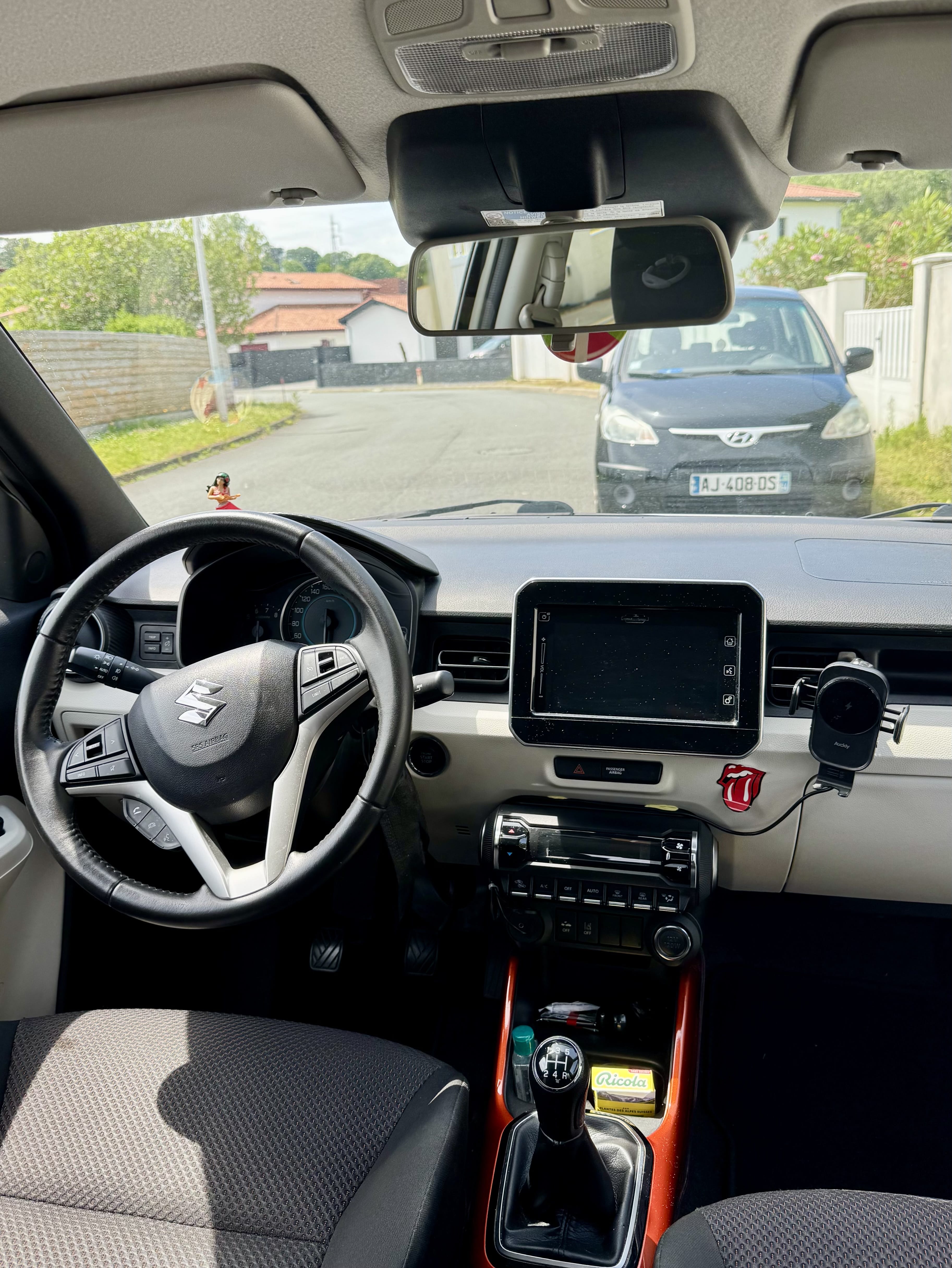 Suzuki Ignis with GPS