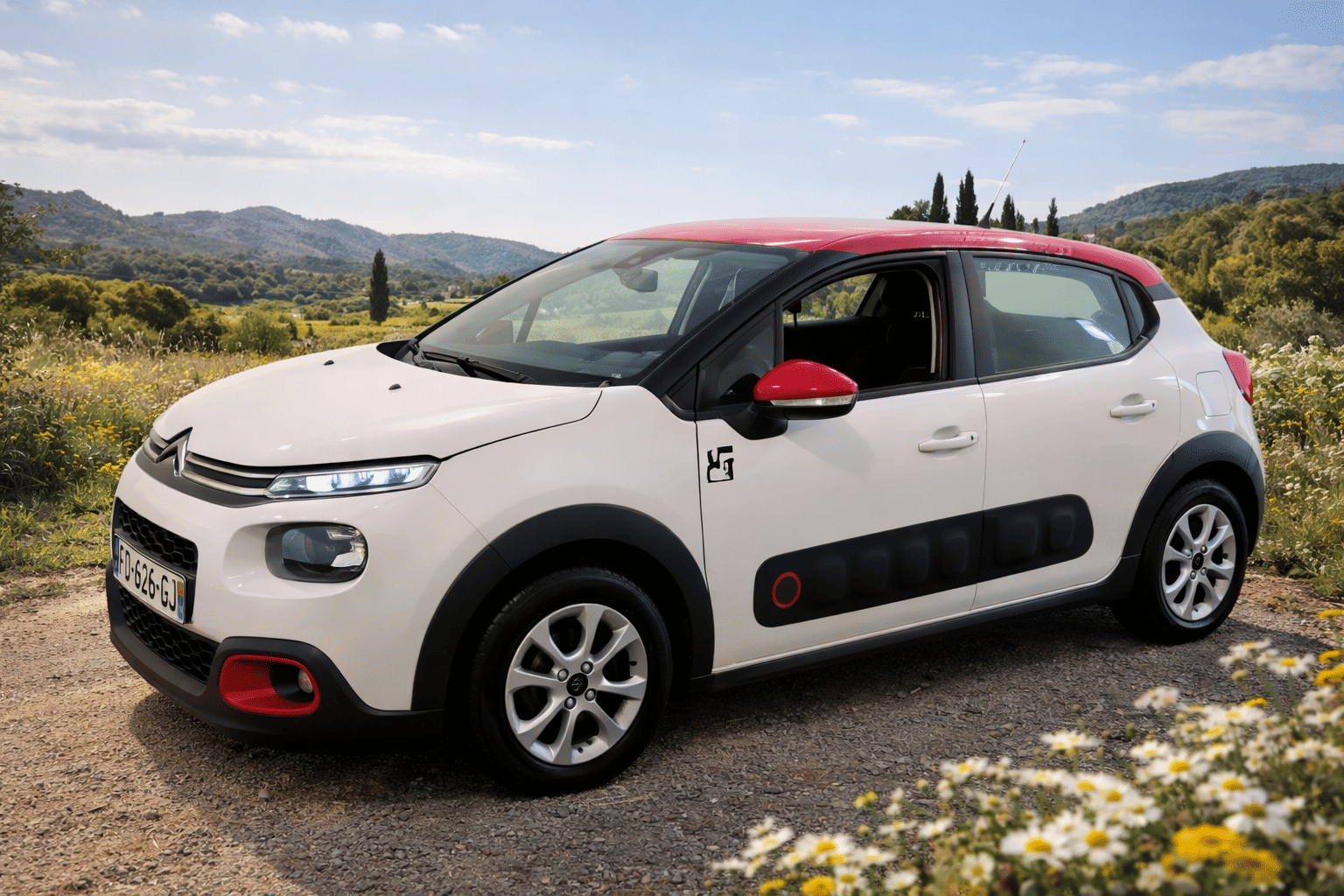 Citroen C3 essence blanche, 2019, Essence 95