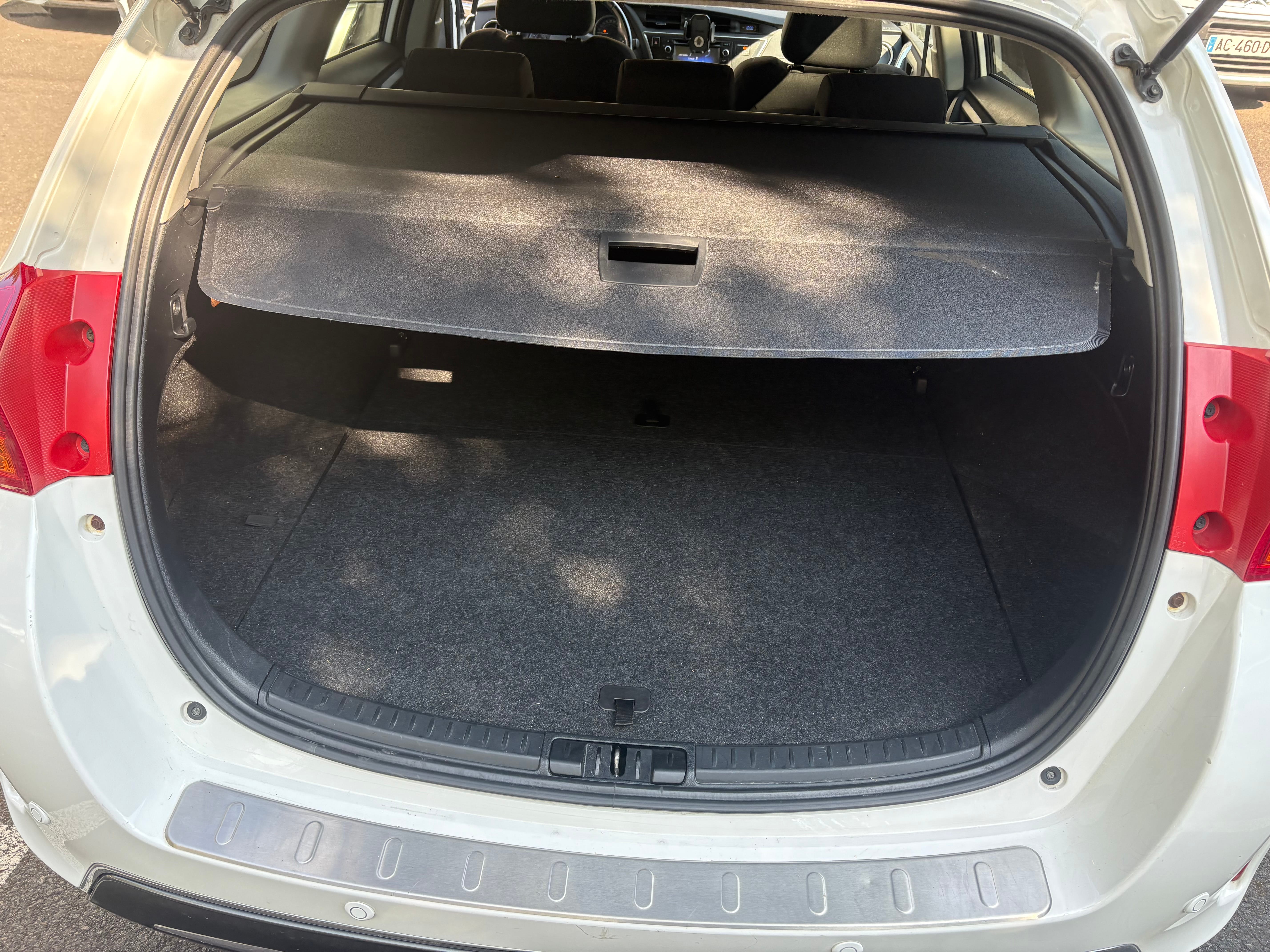 Toyota Auris Break avec Autoradio
