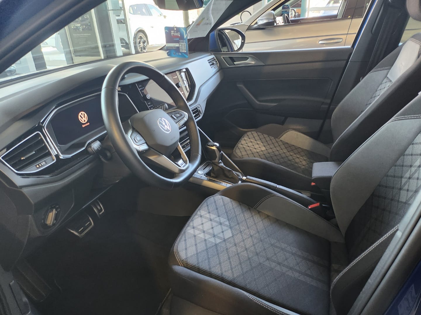 Volkswagen Taigo  R Line DSG  7 avec Apple CarPlay