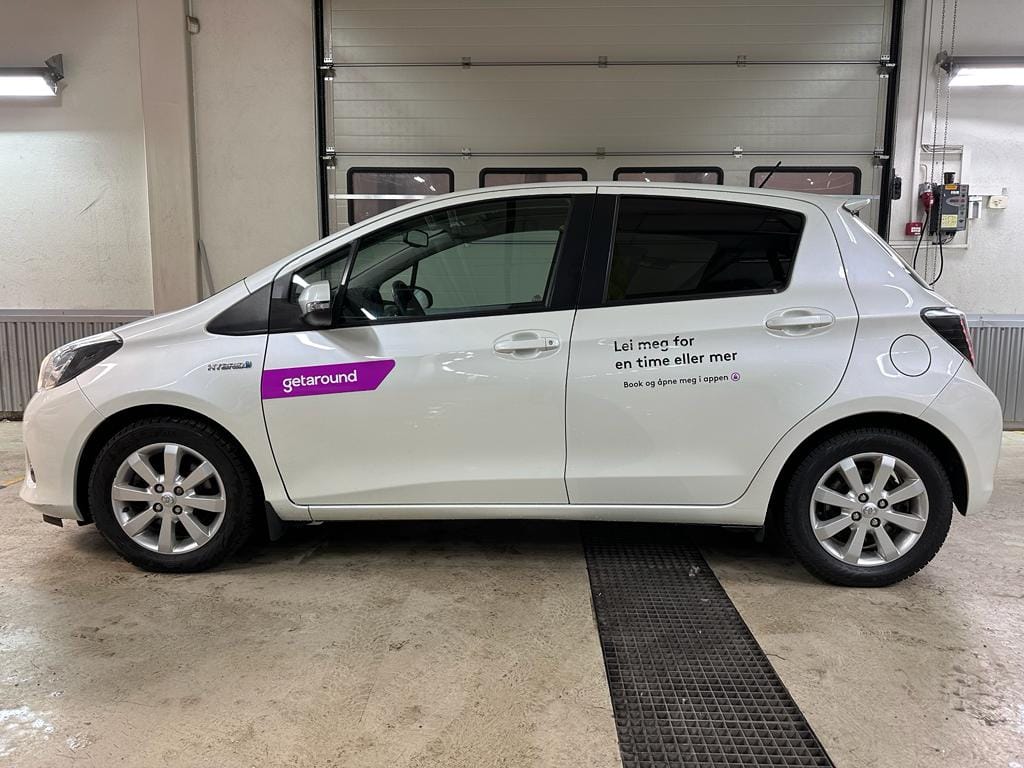 Toyota Yaris Hybrid 1,5  Automat, Panorama med Aircondition