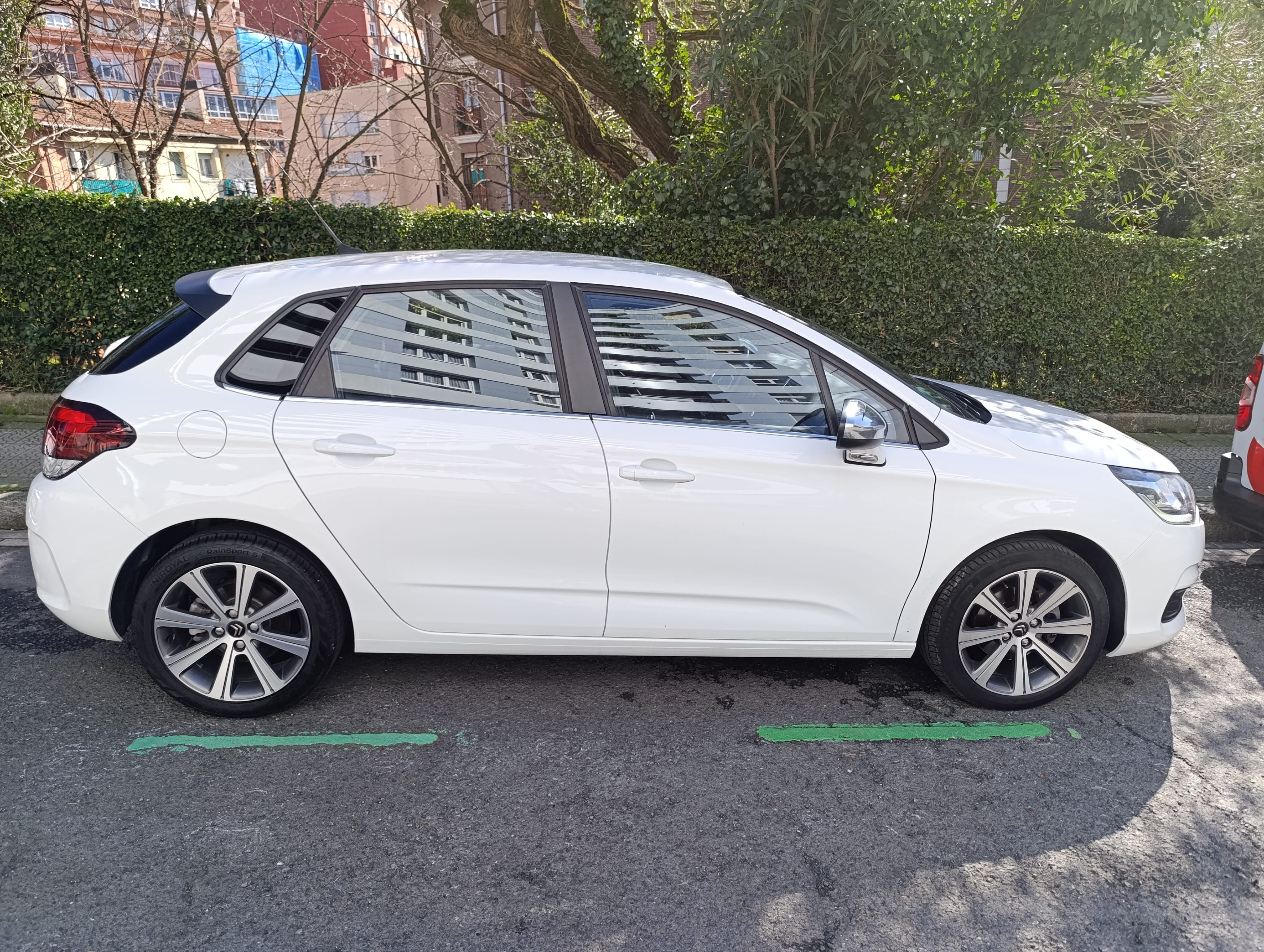 Citroen C4 mit Bluetooth-Audio