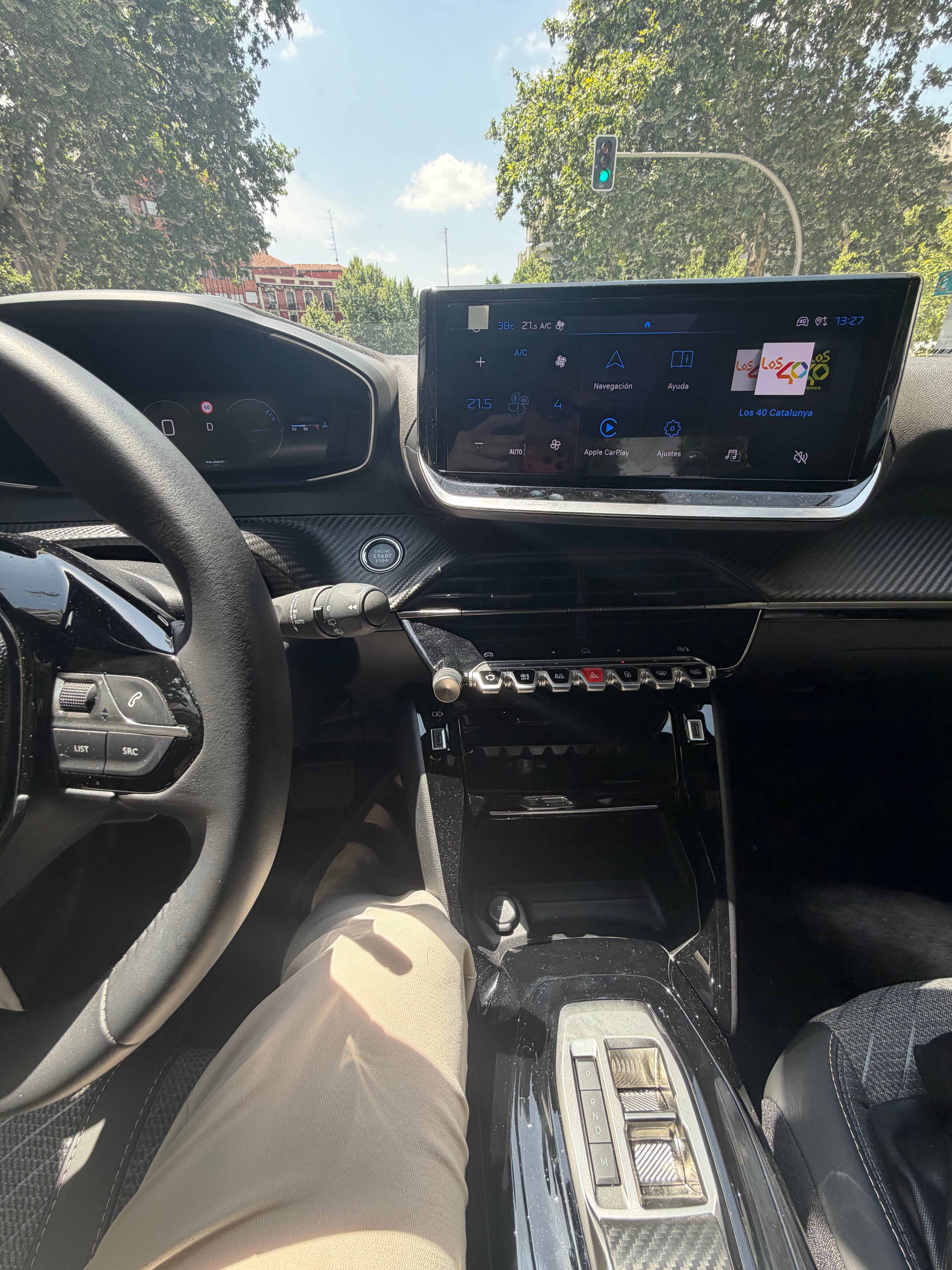 Peugeot 2008 with Cruise control