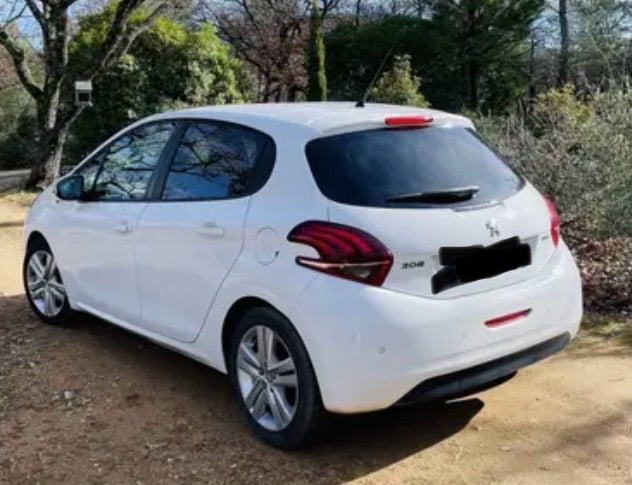 Peugeot 208 avec Climatisation
