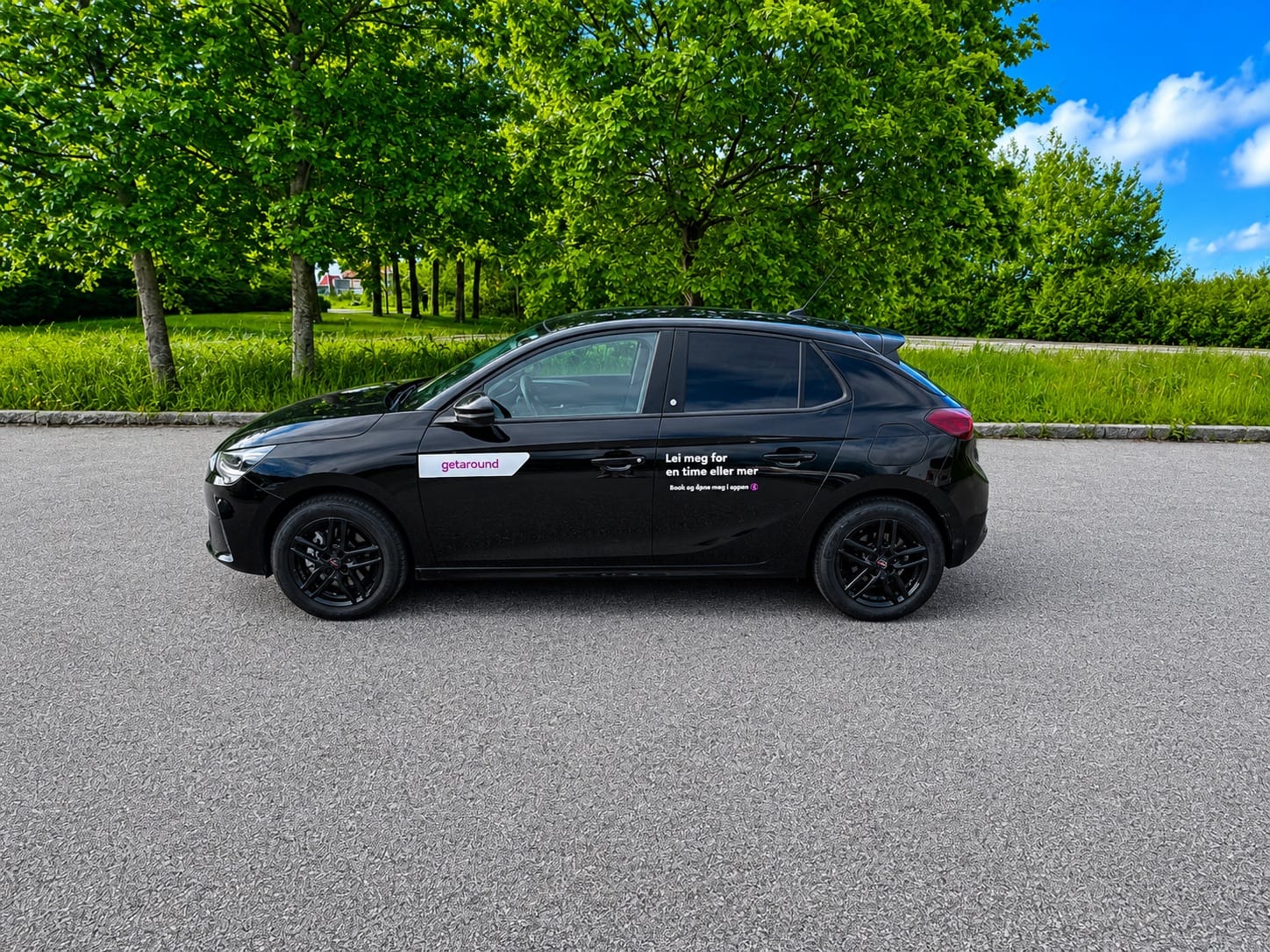 Opel Corsa with Backup camera